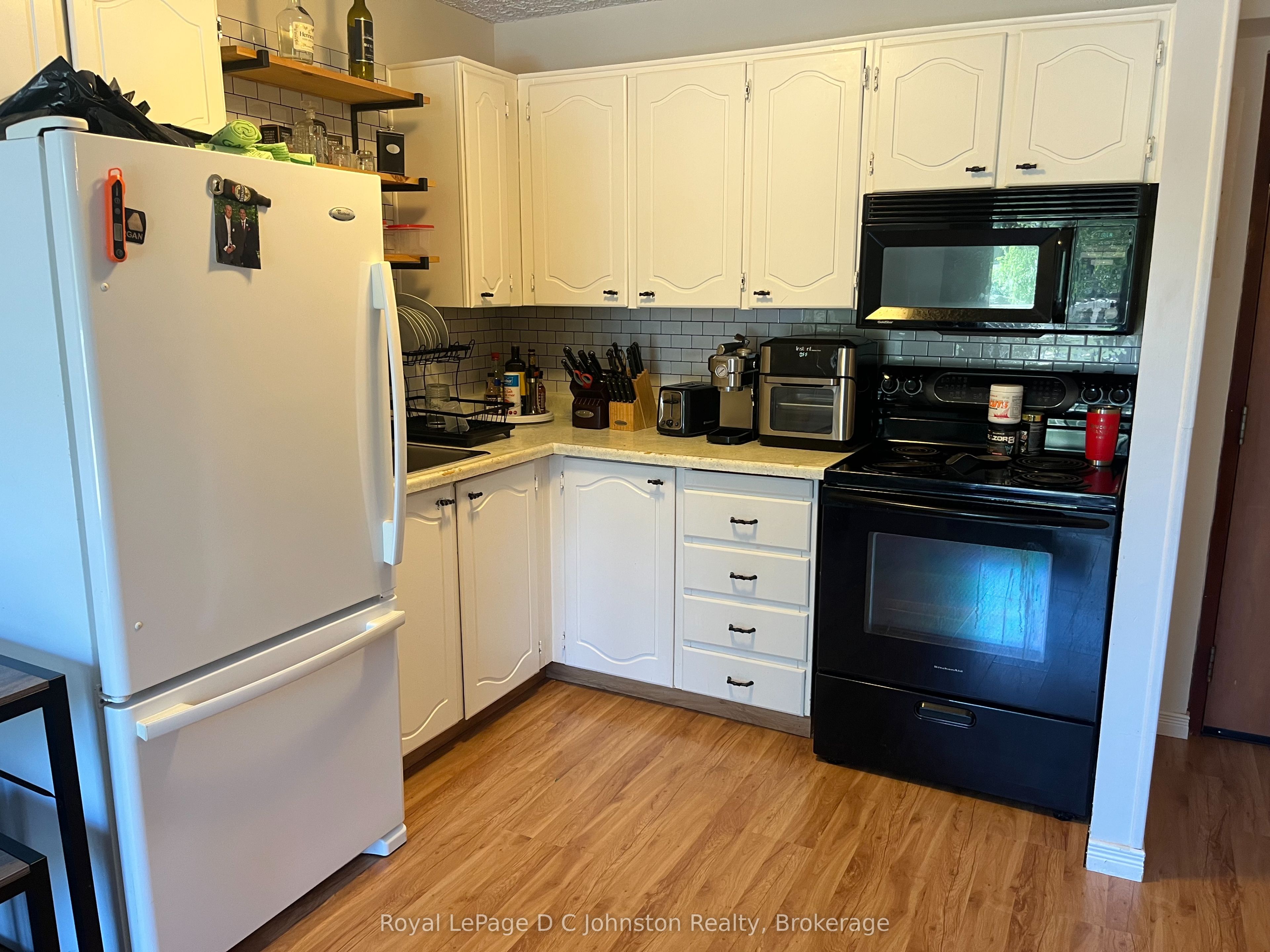 229 Adelaide Street 209, Saugeen Shores, ON N0H 2L0 photo 4