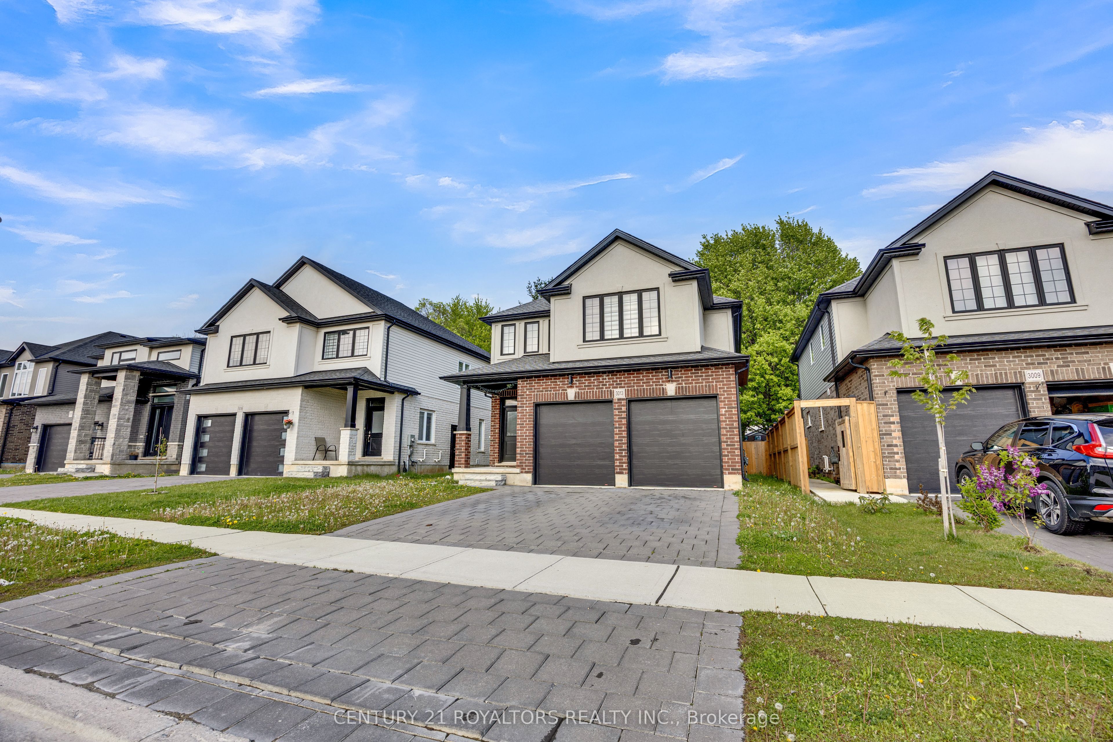 3013 PETTY Road, London South, ON N6L 0H2 photo 2