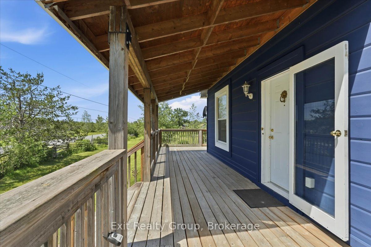 910 Rosebush Road, Quinte West, ON K0K 2C0 photo 2