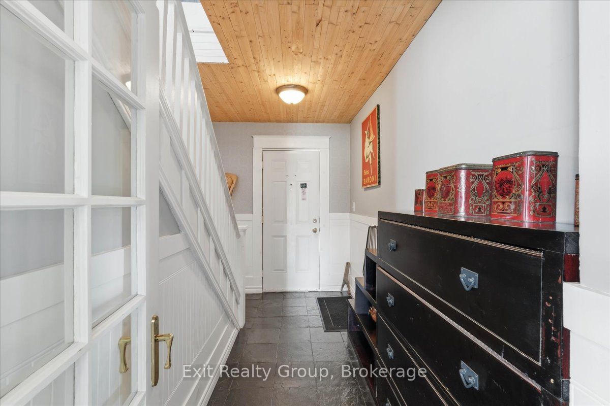 910 Rosebush Road, Quinte West, ON K0K 2C0 photo 3