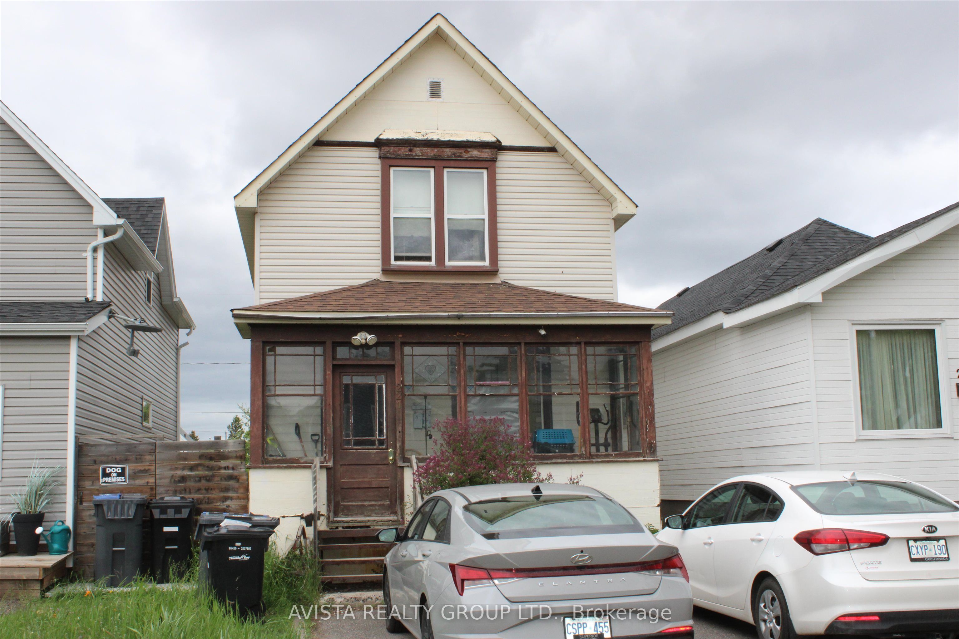 221 Francis St W, Thunder Bay, ON P7E 4C1