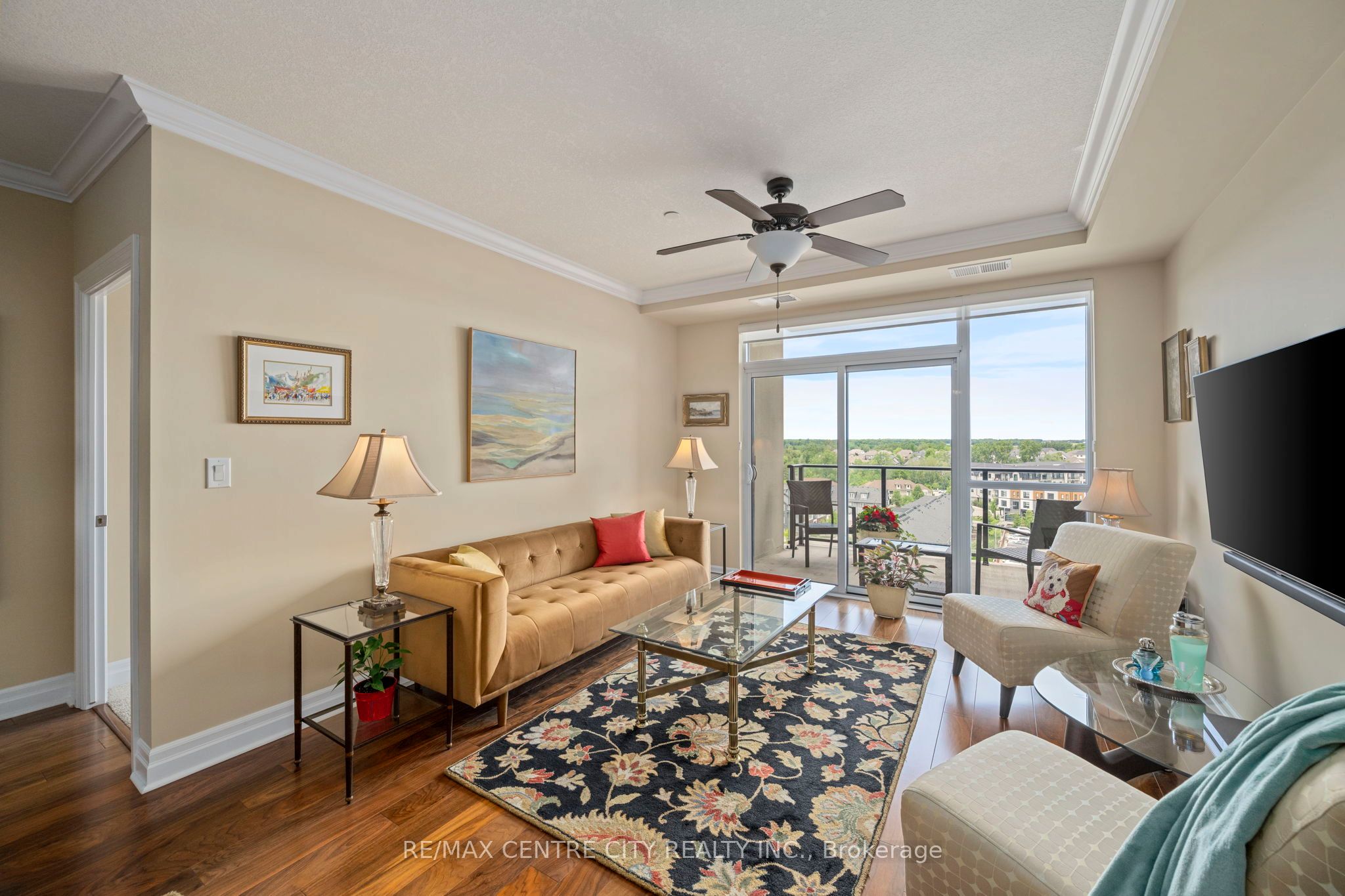 240 Villagewalk Boulevard 713, London North, ON N6G 0P6