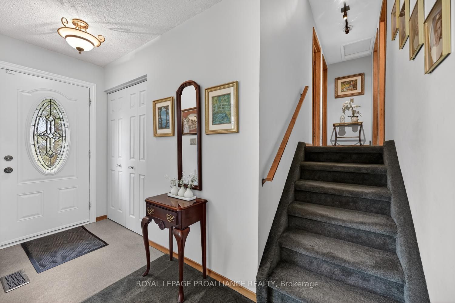 733 Stewart Boulevard, Brockville, ON K6V 5T4 photo 3