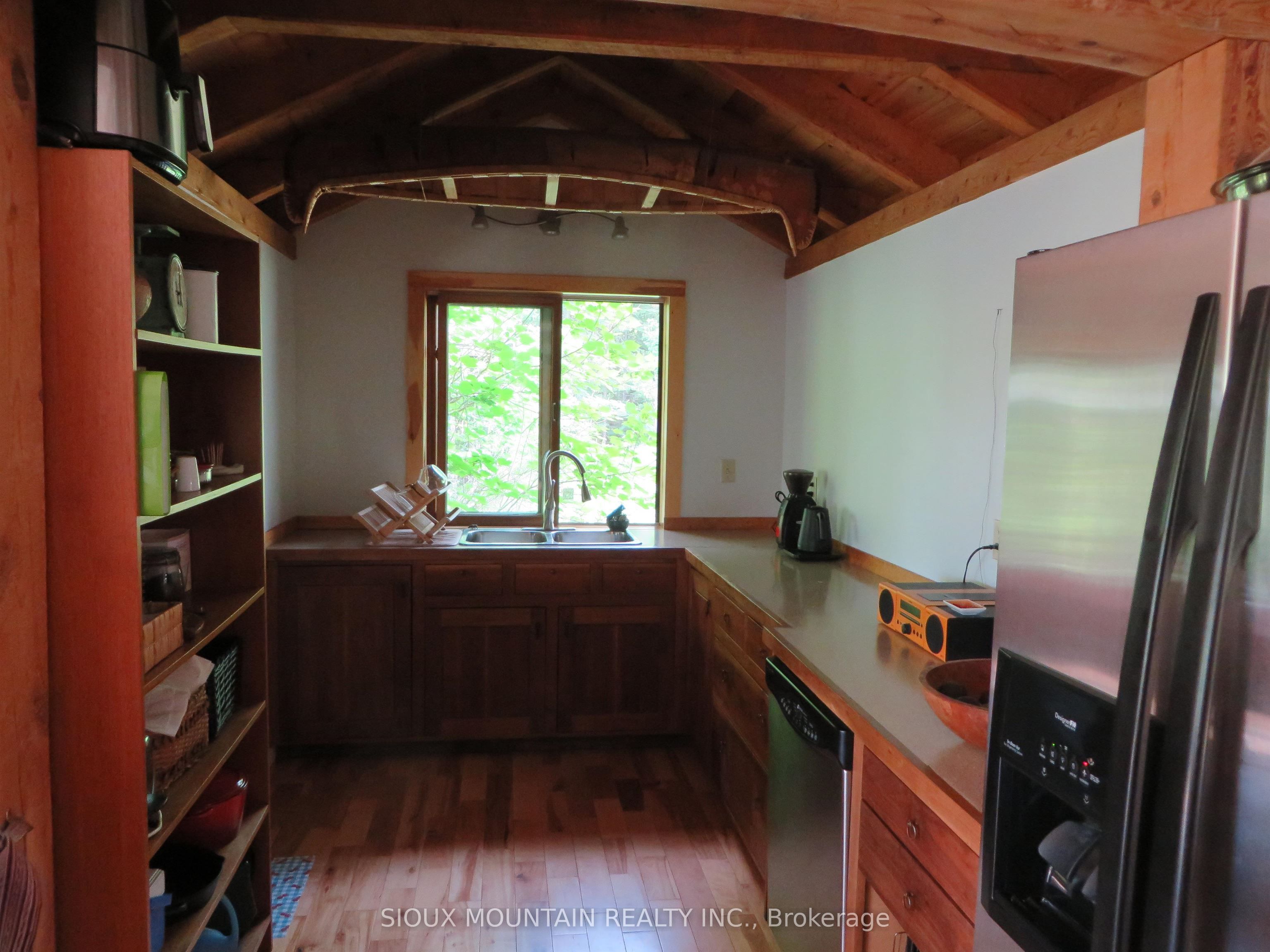 169 Voyageur's North Road, Sioux Lookout, ON P8T 0A7 photo 2