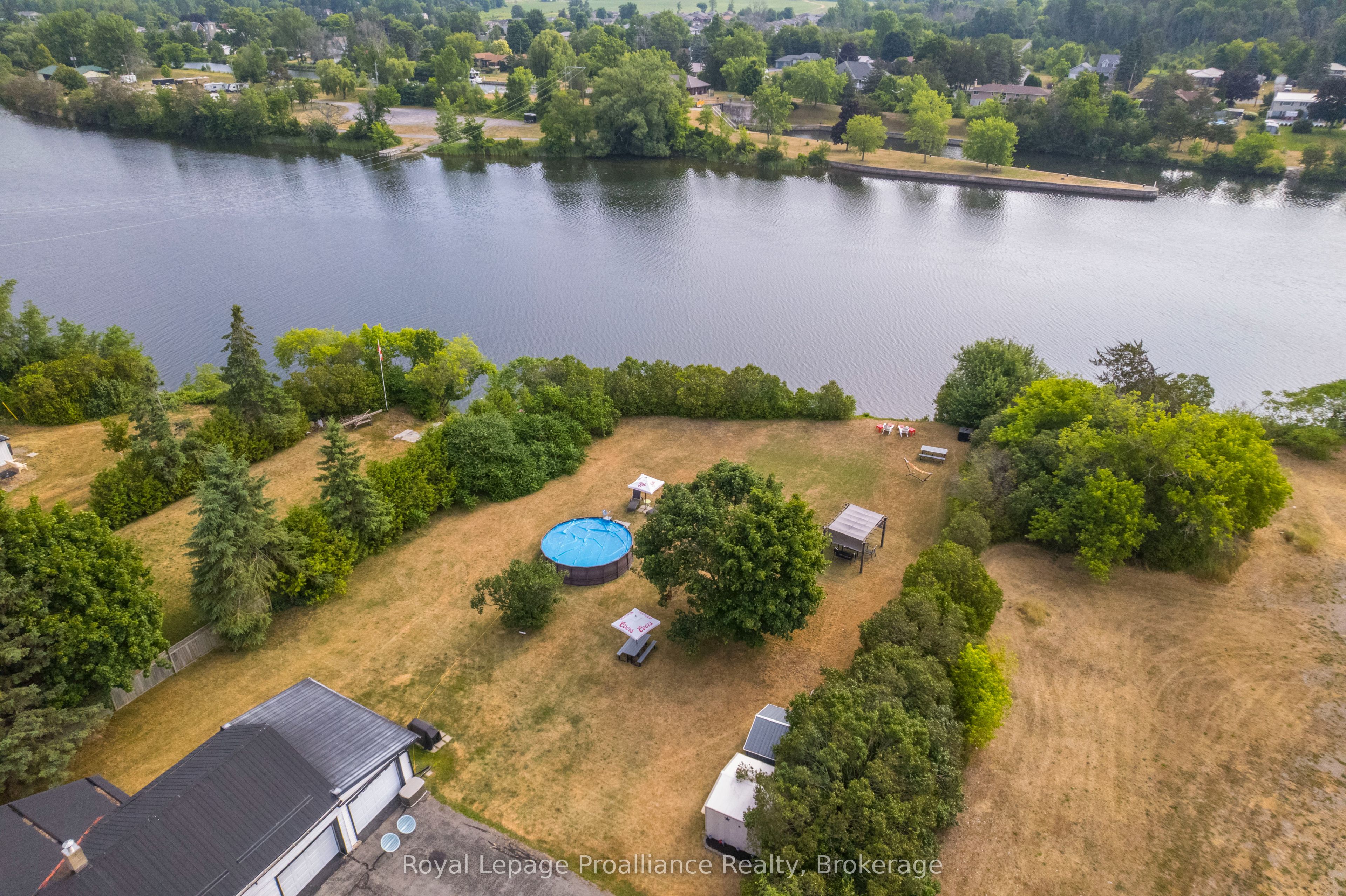113 South Trent Street, Quinte West, ON K0K 2C0 photo 5