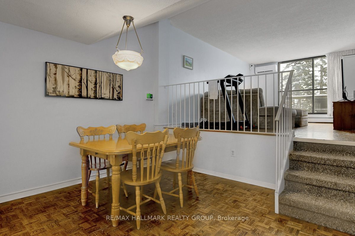 525 St Laurent Boulevard 4, Manor Park - Cardinal Glen and Area, ON K1K 2Z9 photo 4