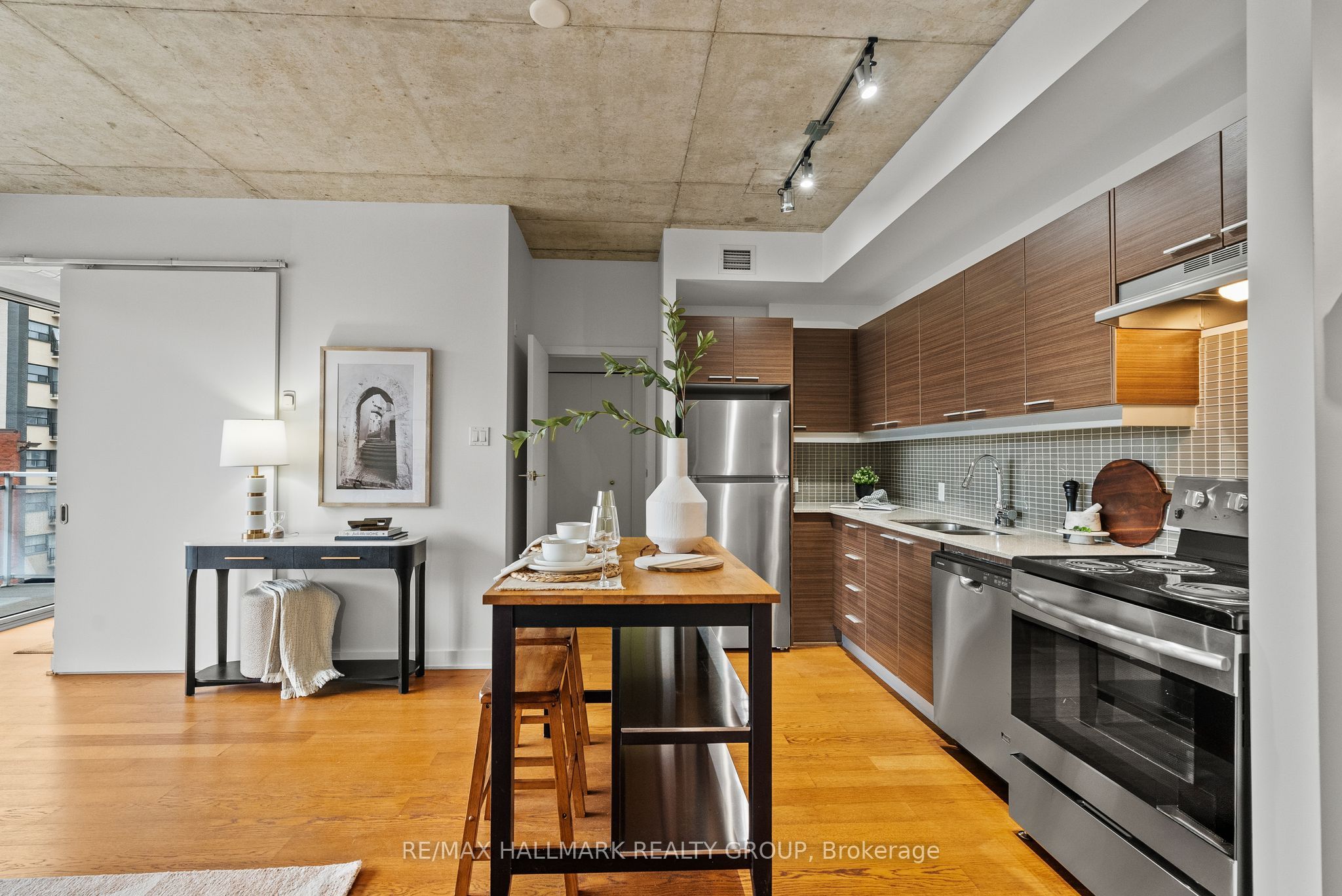 354 Gladstone Avenue 332, Ottawa Centre, ON K2P 0R4 photo 3