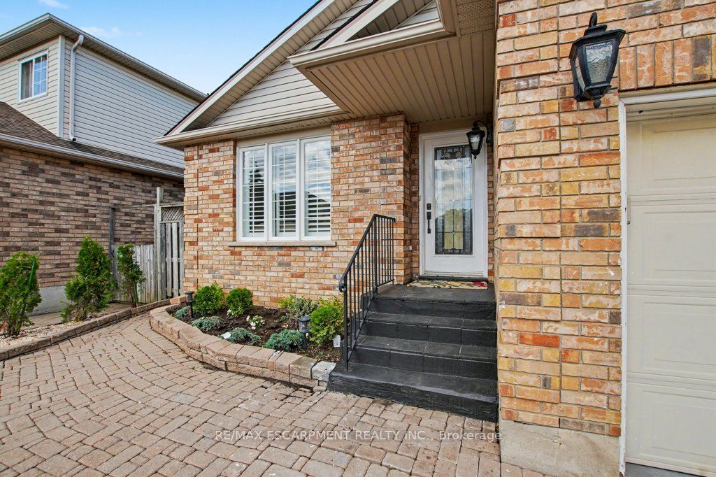 6 Theodore Drive, Hamilton, ON L9A 5J8 photo 4