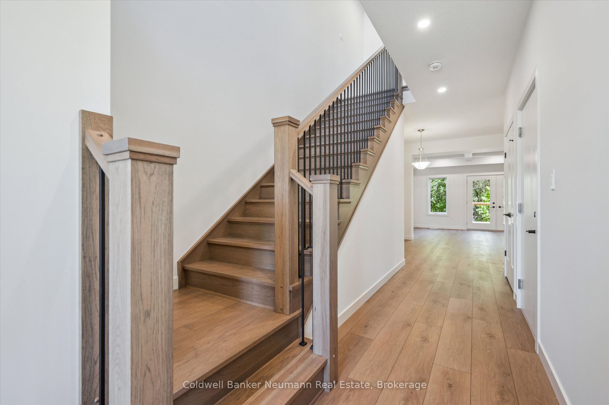 16 Fieldstone Lane, Centre Wellington, ON N0B 1S0 photo 3
