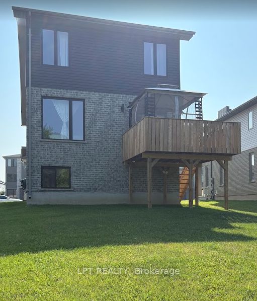 760 Chelton Road S, London South, ON N6M 0H8 photo 2