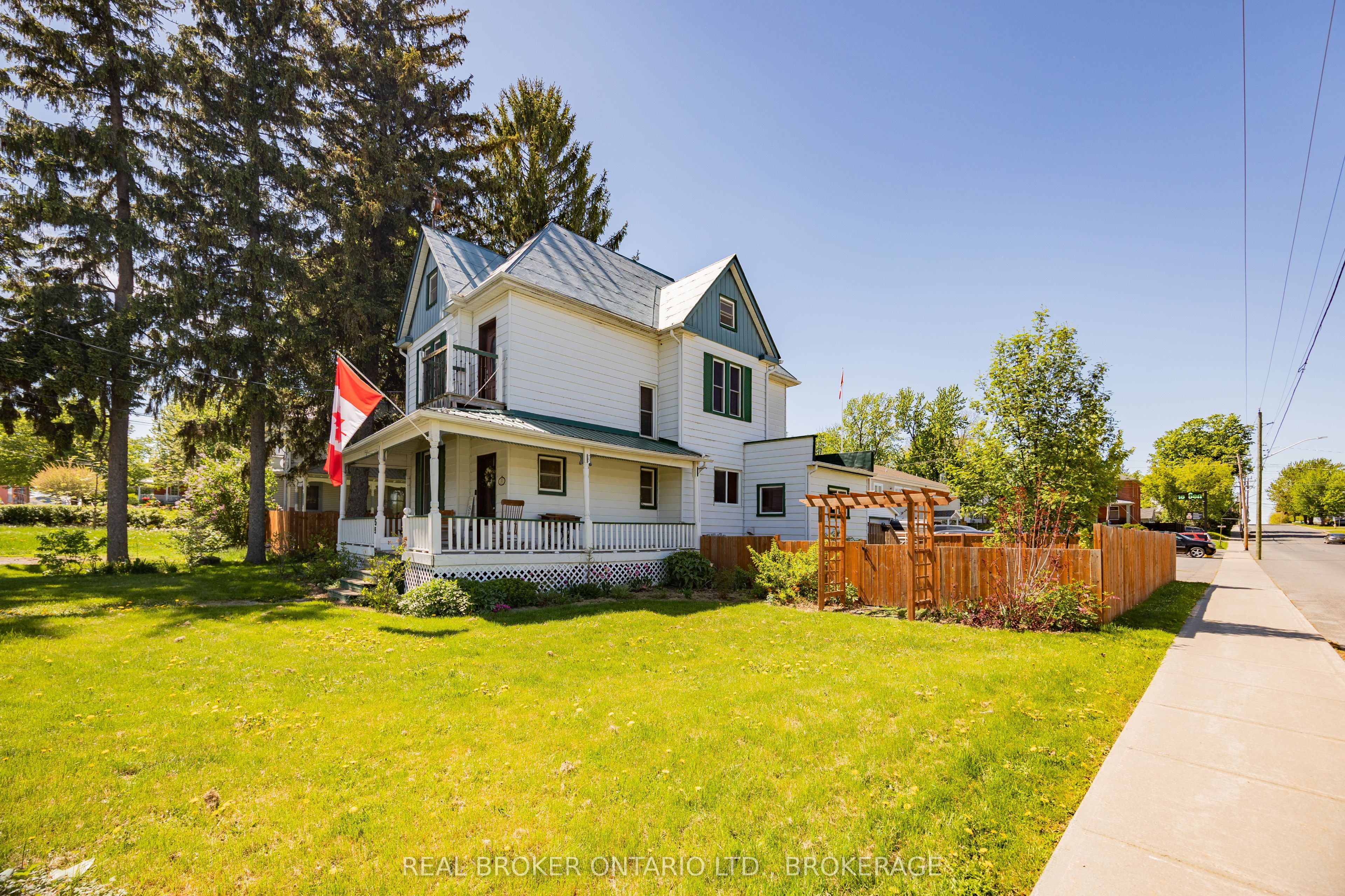 55 Kenyon Street E, North Glengarry, ON K0C 1A0 photo 3