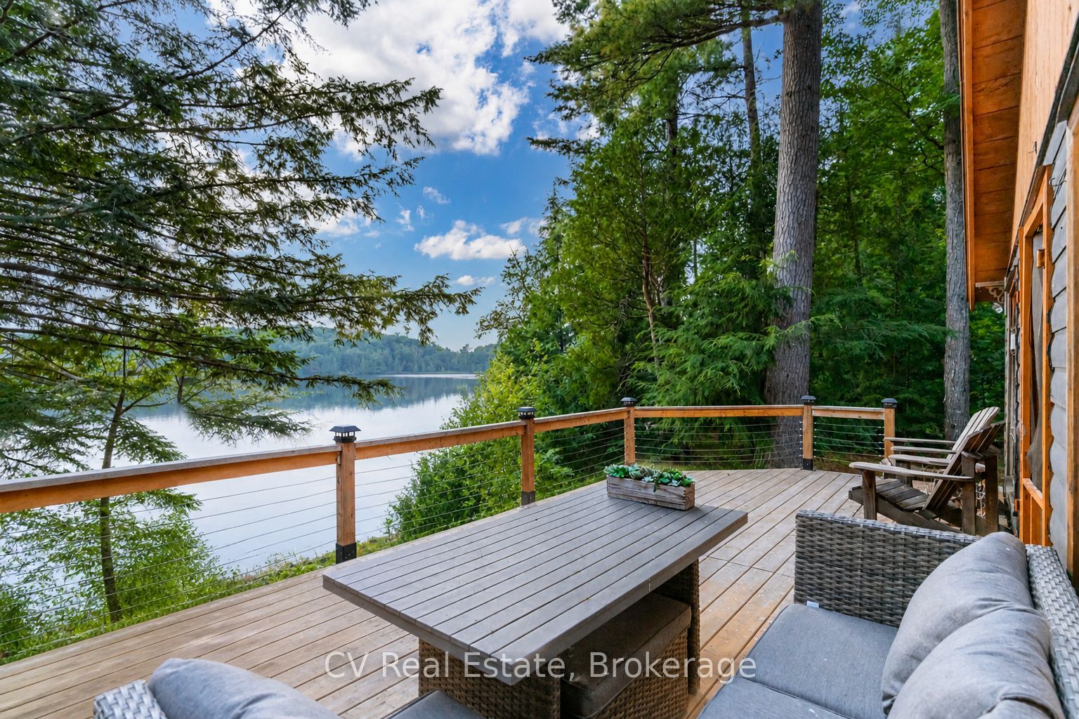 1027 North Pine Drive, Lake of Bays, ON P0A 1E0 photo 2