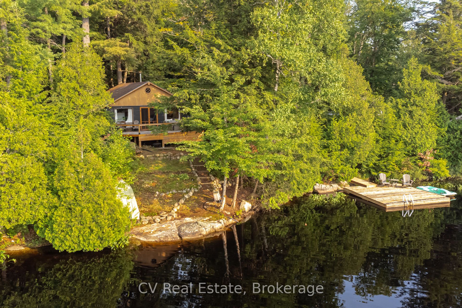 1027 North Pine Drive, Lake of Bays, ON P0A 1E0 photo 3