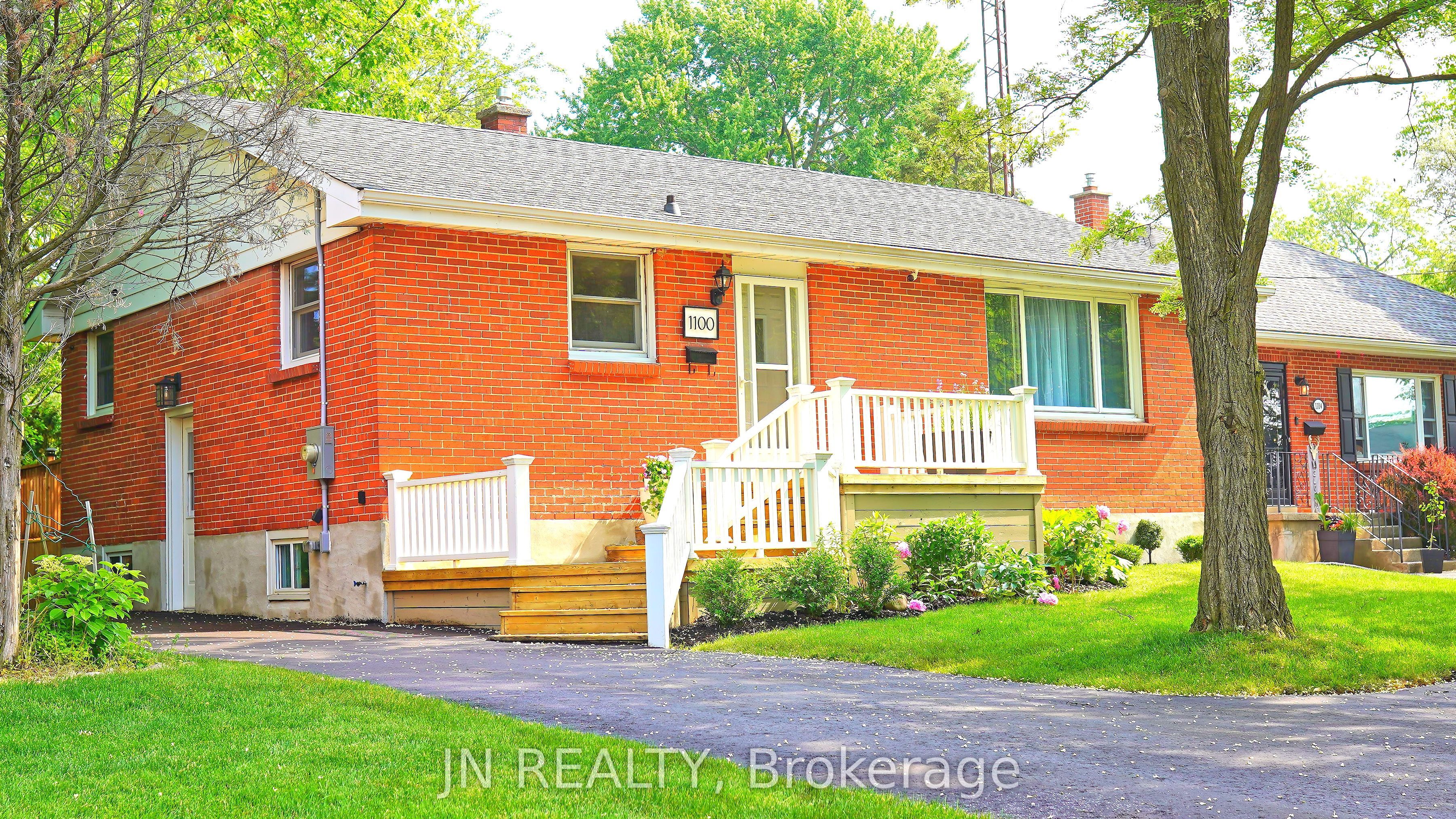 1100 Bruce Street, Sarnia, ON N7V 3B3 photo 2