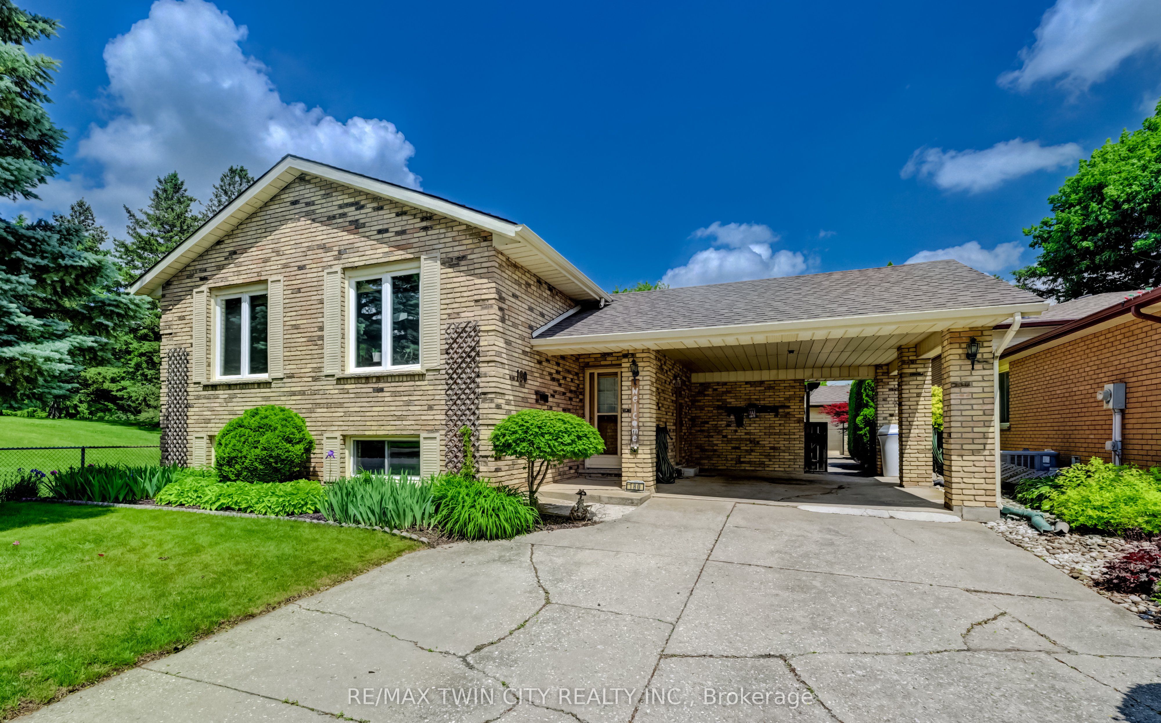 180 Balmoral Drive, Brantford, ON N3R 7N5 photo 2