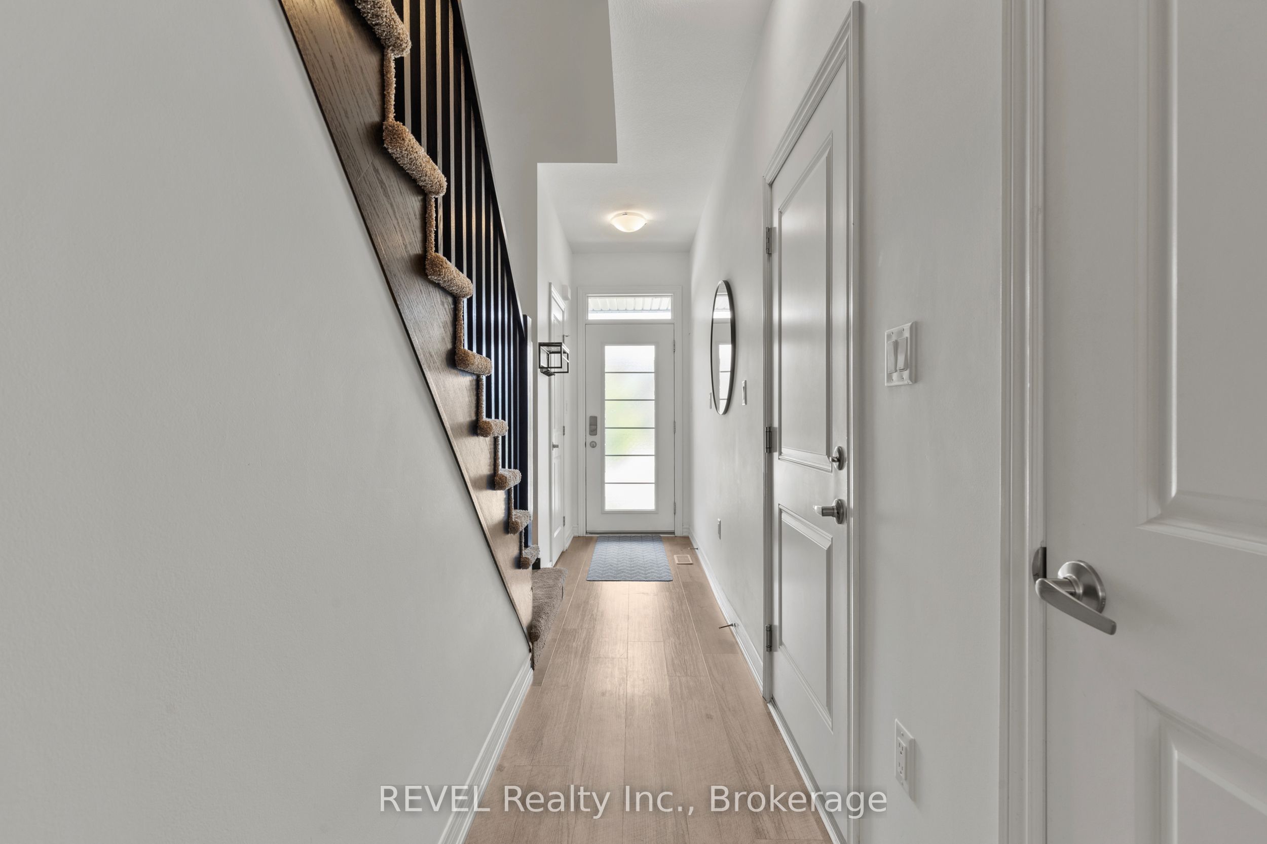 3954 Crown Street, Lincoln, ON L3J 0T1 photo 3