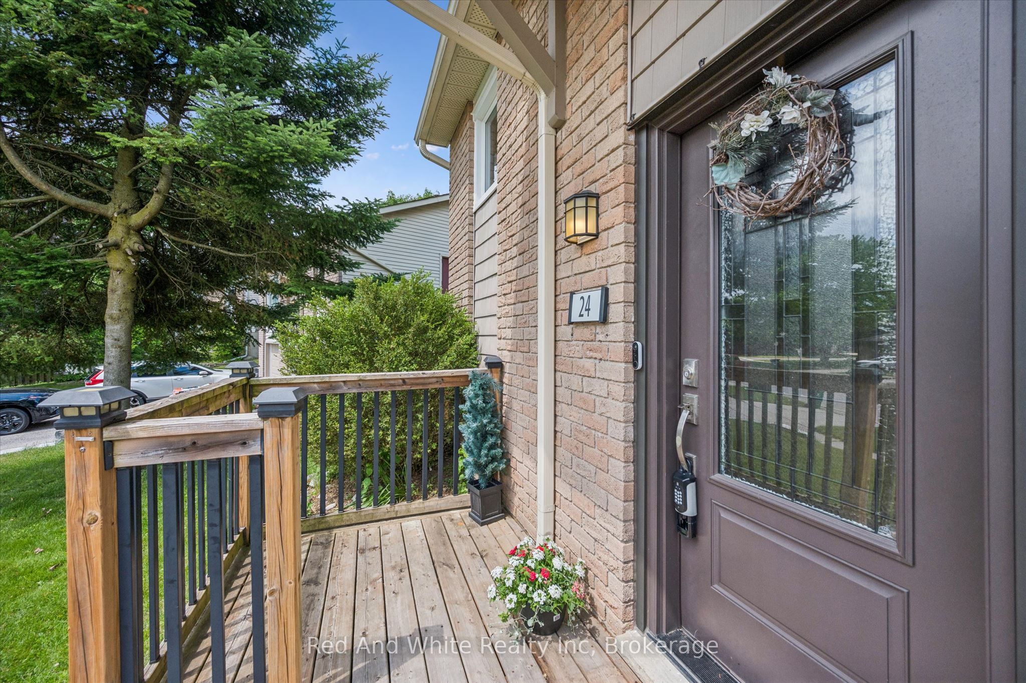 24 Byton Lane, Cambridge, ON N1S 4L9 photo 3
