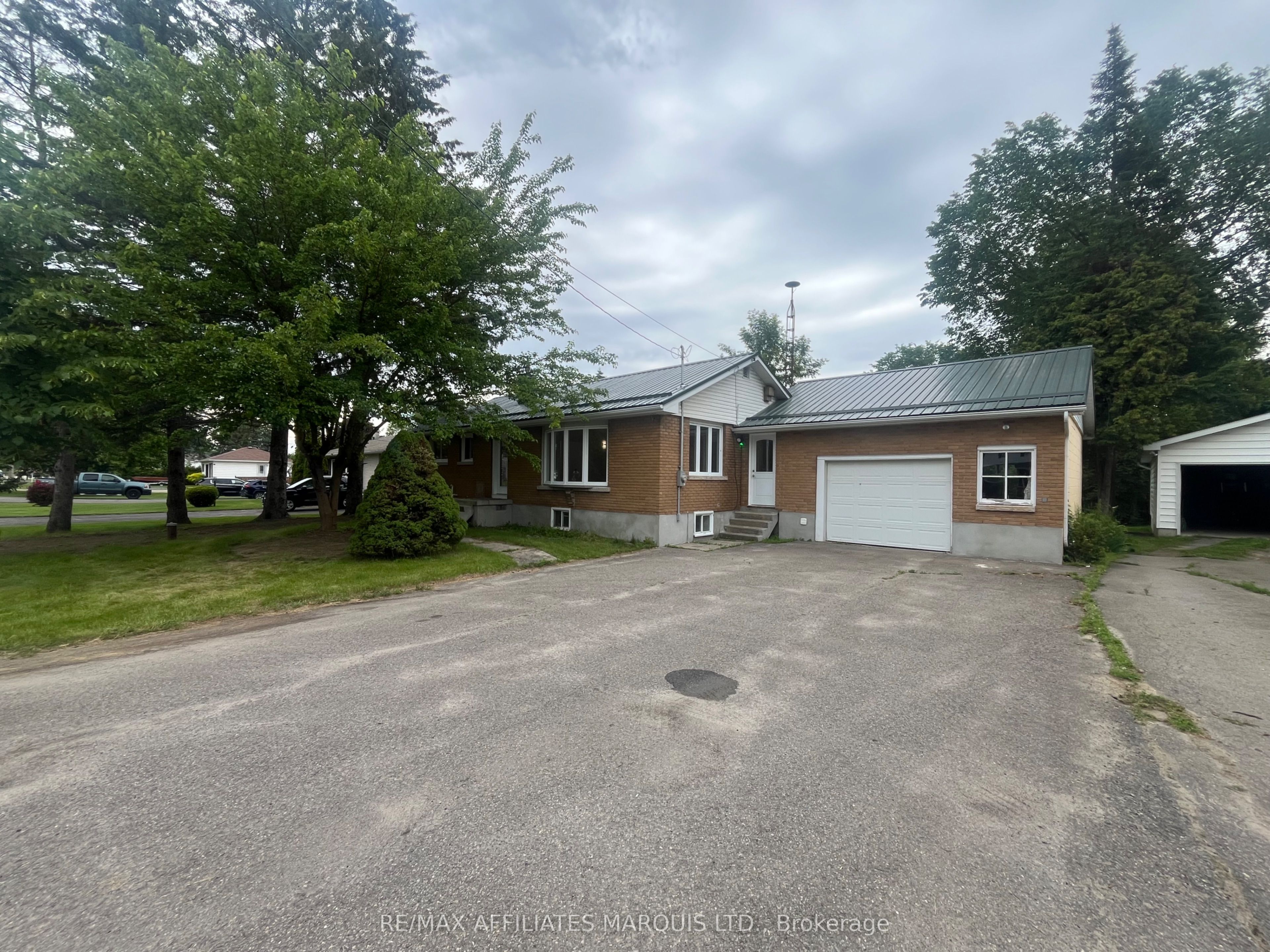 1065 County Rd 15 Street, Augusta, ON K6V 5T1 photo 2