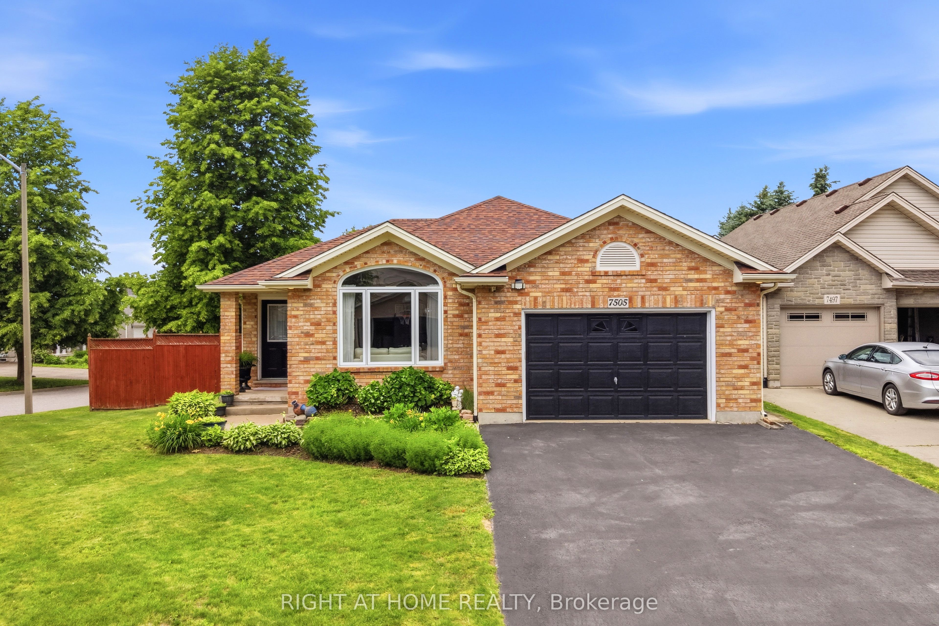 7505 Nadia Court, Niagara Falls, ON L2J 4K6