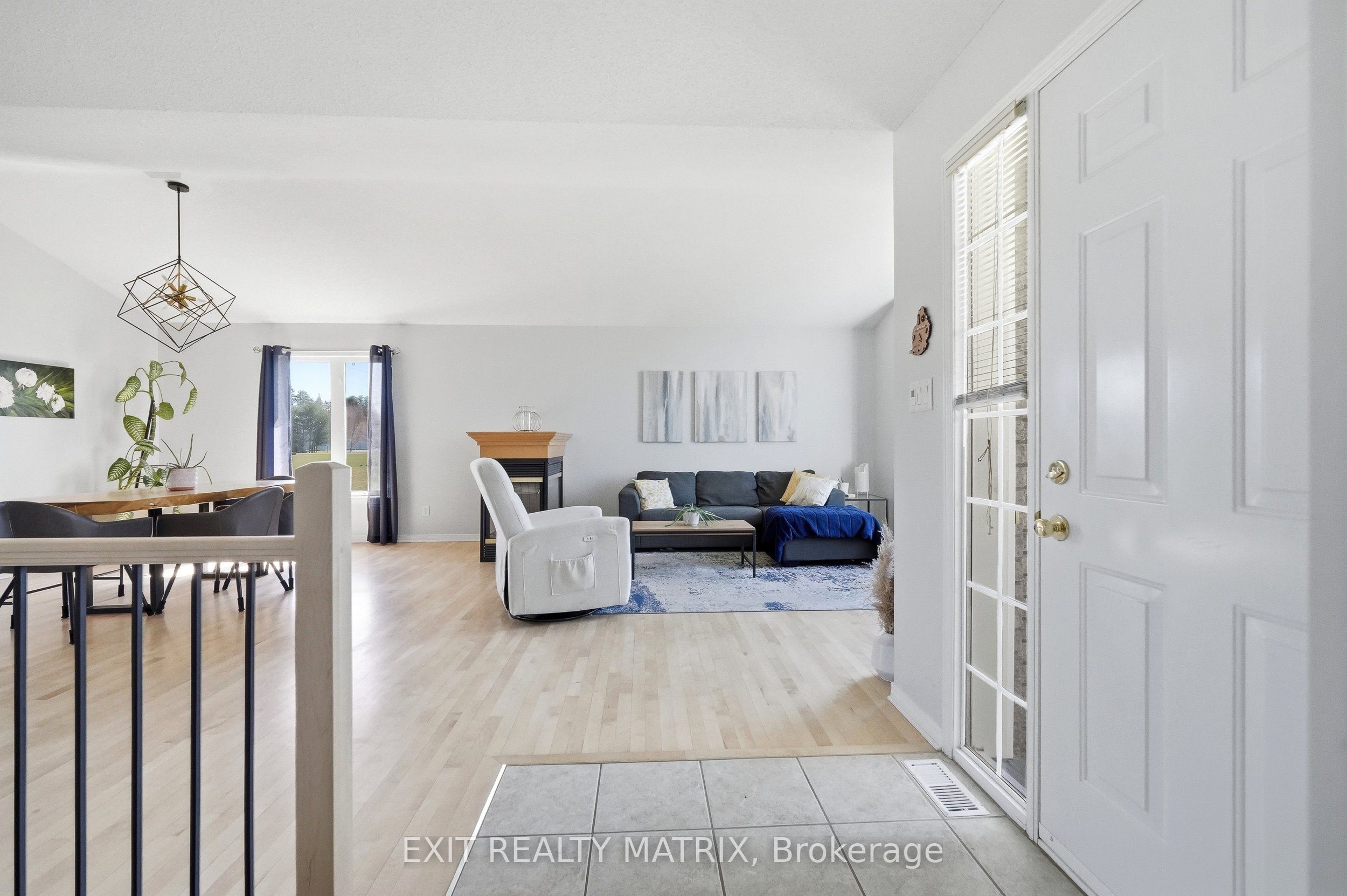 2117 Lemery Street, Clarence-Rockland, ON K0A 1E0 photo 4