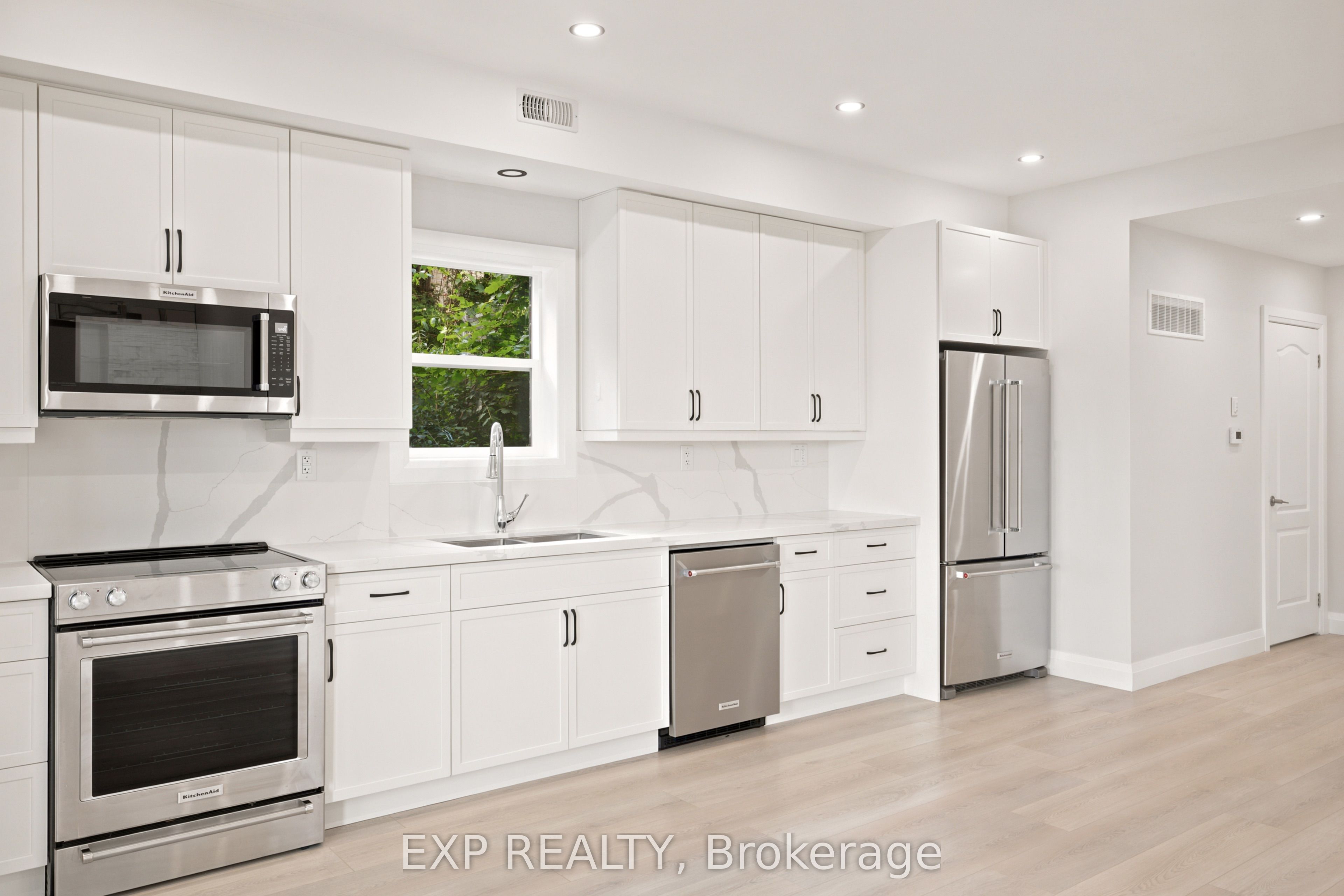 129 St George Street, Kitchener, ON N2G 2T2 photo 4