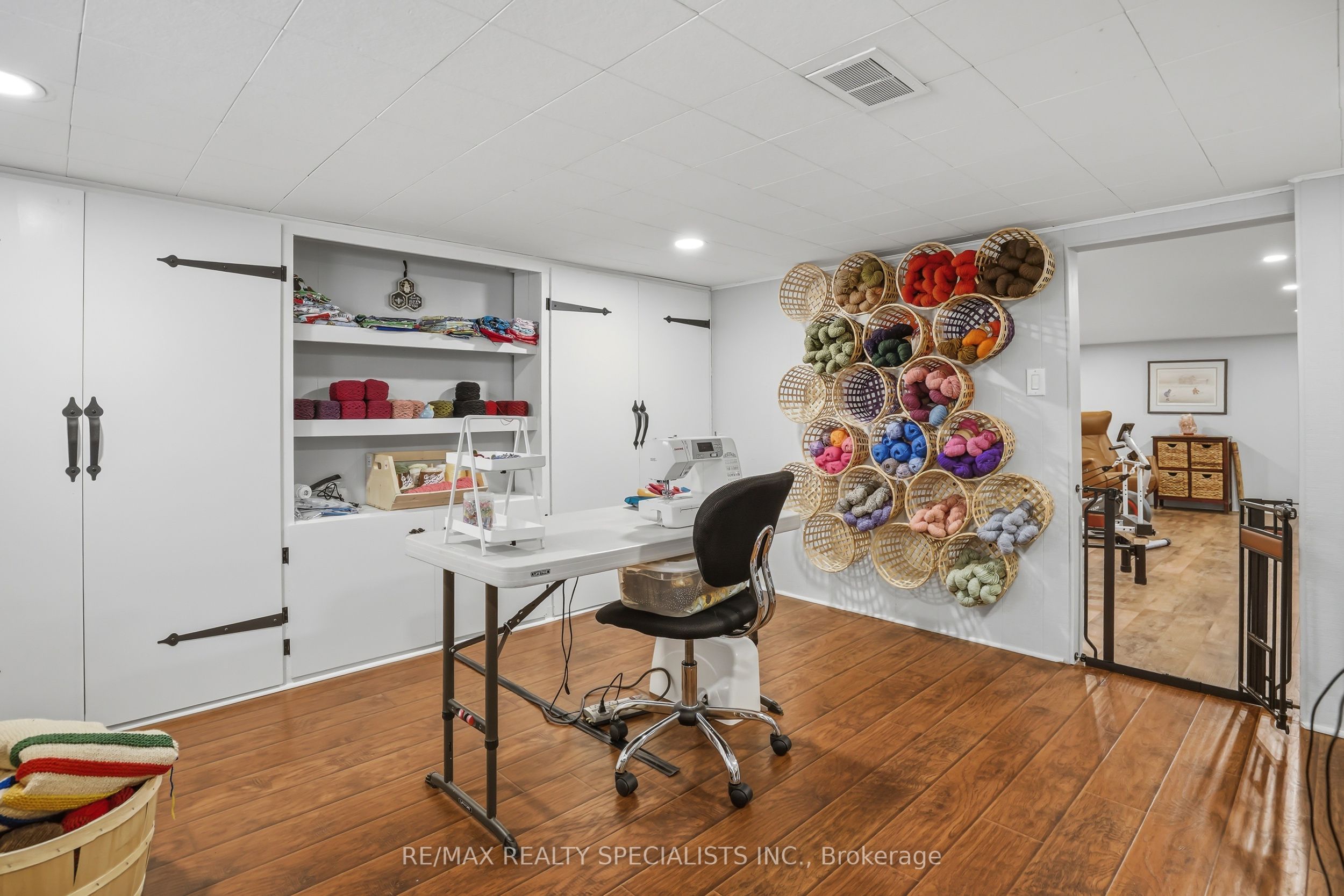11 Kingsway Boulevard, Grimsby, ON L3M 3E4 photo 4