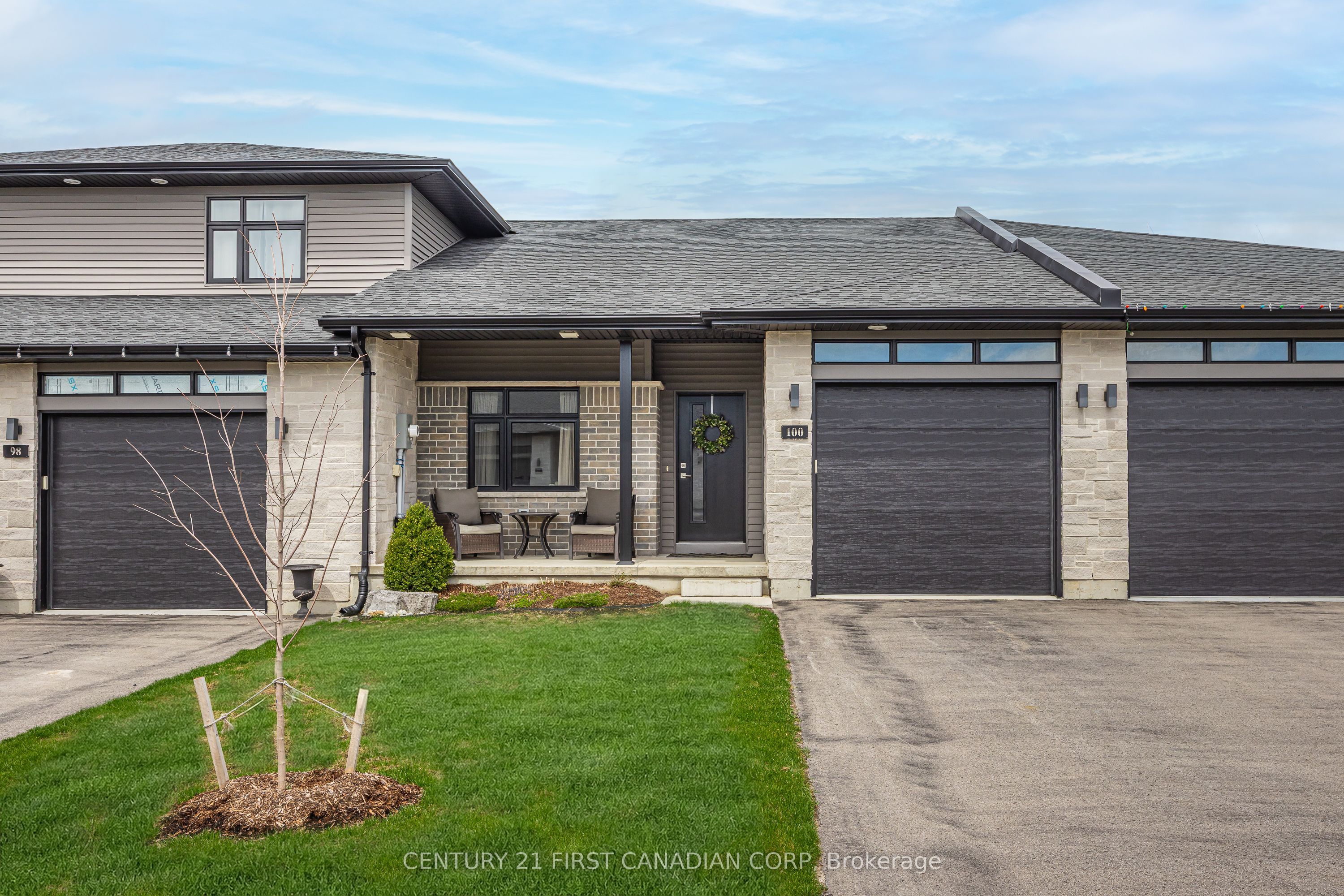 100 Rowe Avenue, South Huron, ON N0M 1S1 photo 4