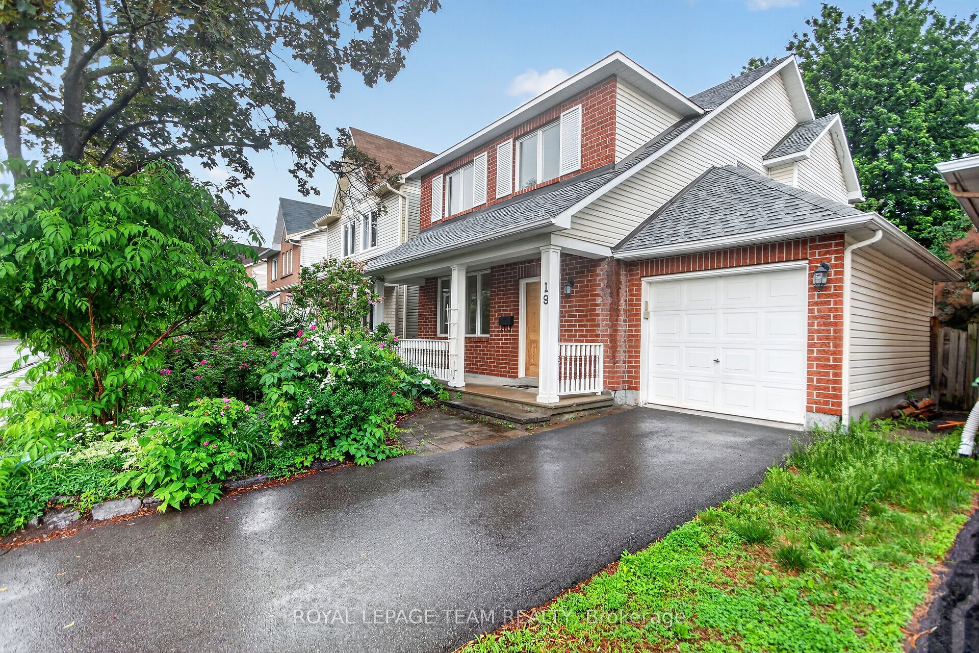 19 Windhurst Drive, Barrhaven, ON K2G 6G5