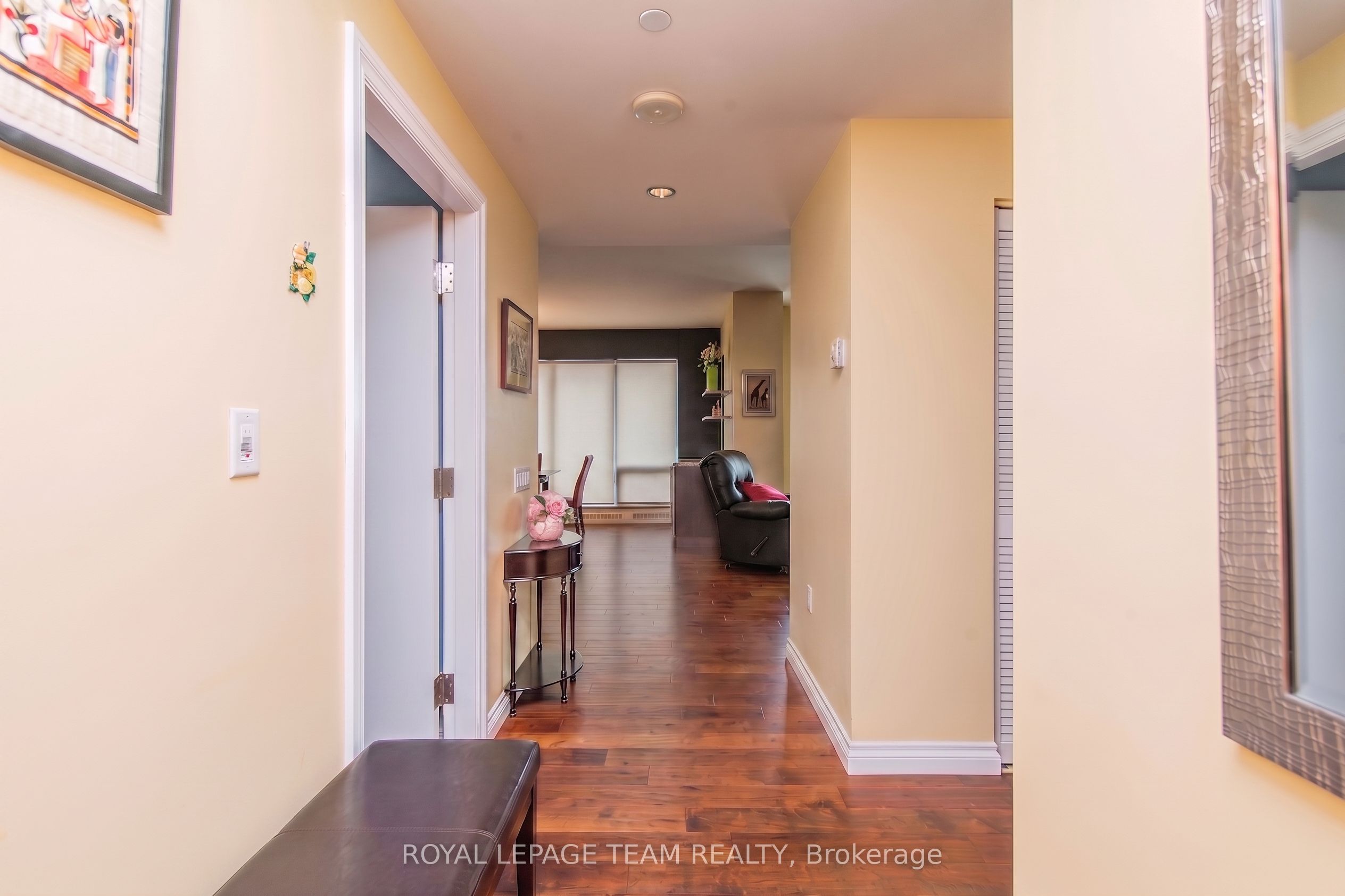 90 George Street 1307, Lower Town - Sandy Hill, ON K1N 0A8 photo 4