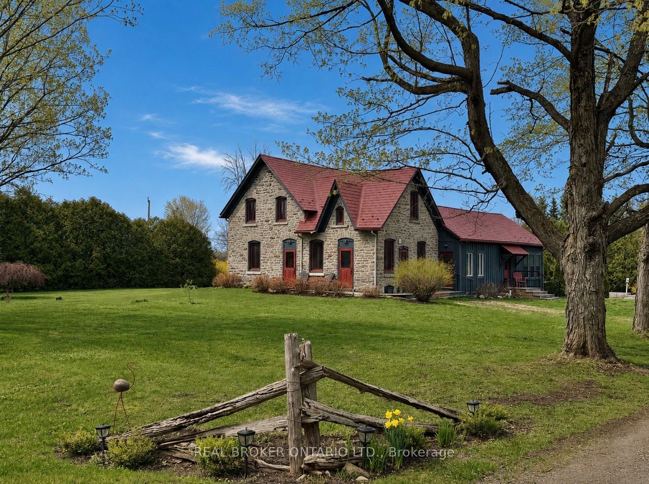 2090 Beach Road, North Grenville, ON K0G 1S0 photo 2