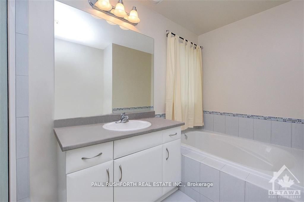 301 MOSAIC Private, Kanata, ON K2K 0H1 photo 3