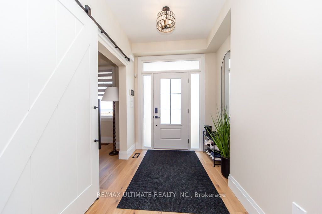 100 Watershore Drive 6, Hamilton, ON L8E 0L4 photo 3