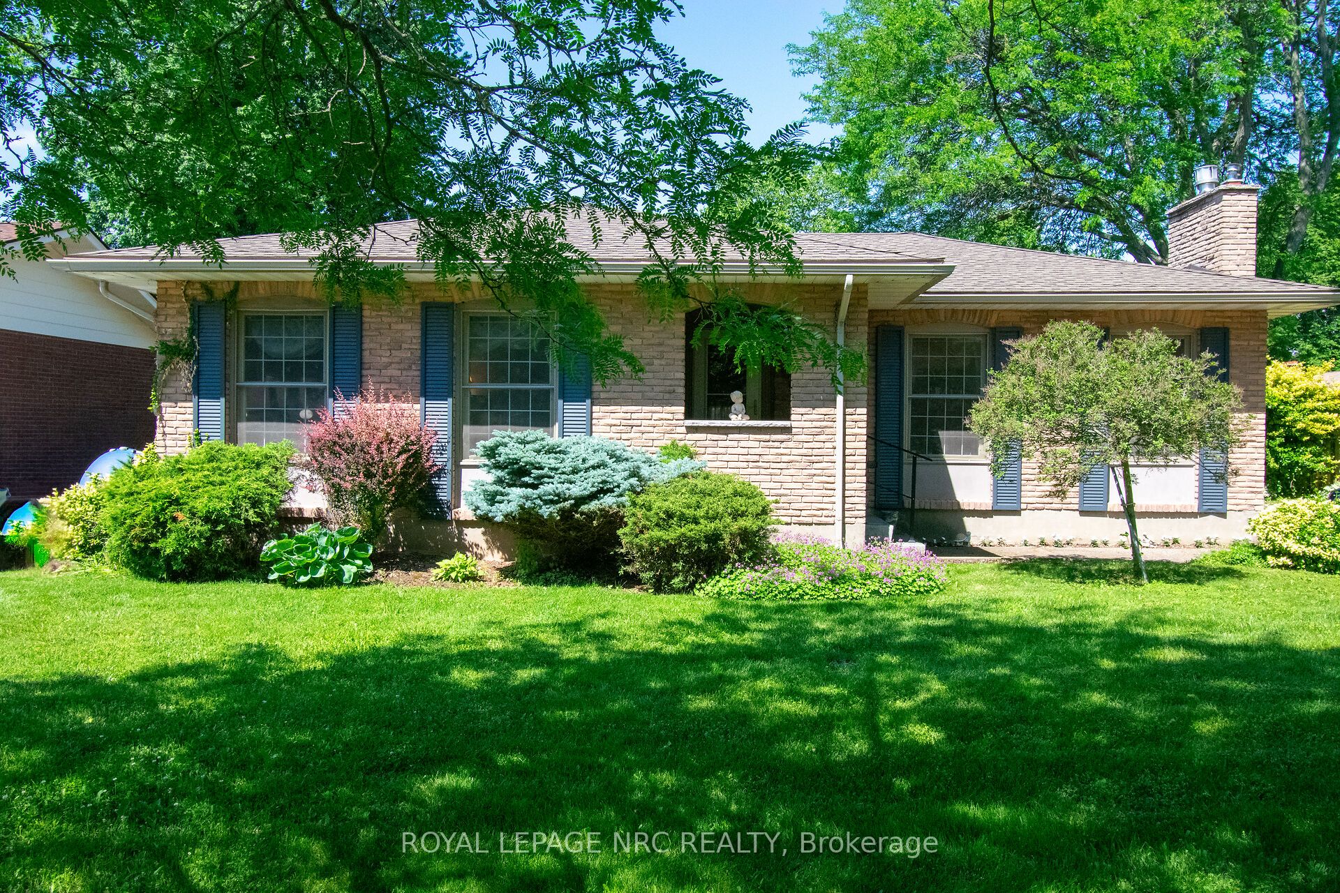 34 Woodington Place, Welland, ON L3C 2J2 photo 2