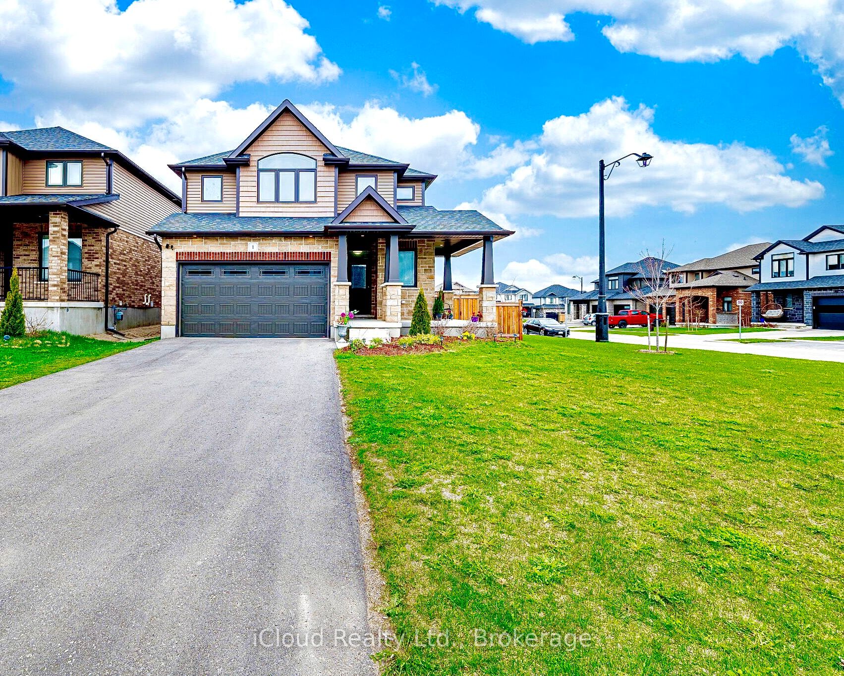 1 Lang Lane, East Luther Grand Valley, ON L9W 7S7 photo 2