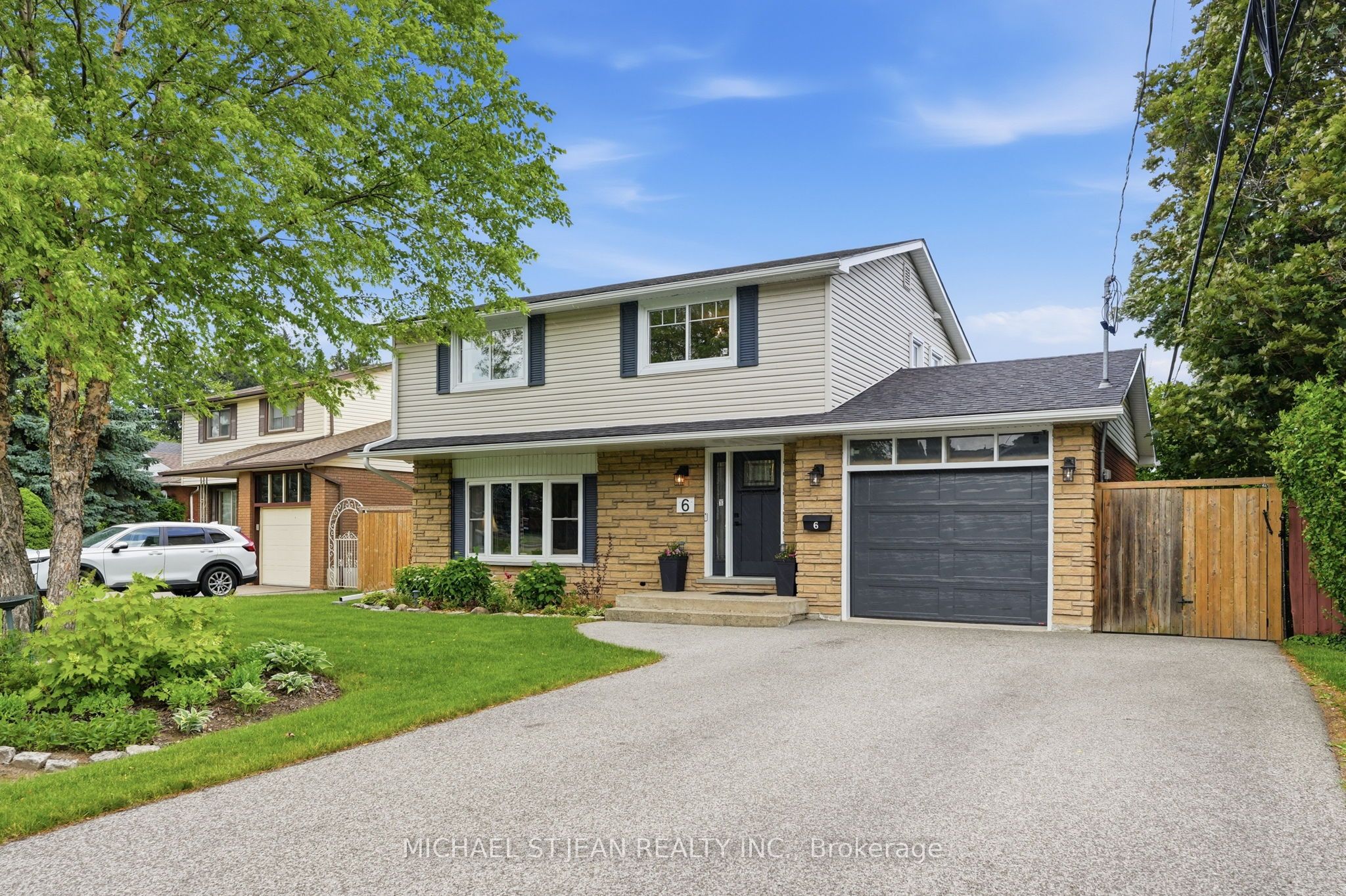 6 Darlington Drive, Hamilton, ON L9C 2L7 photo 2