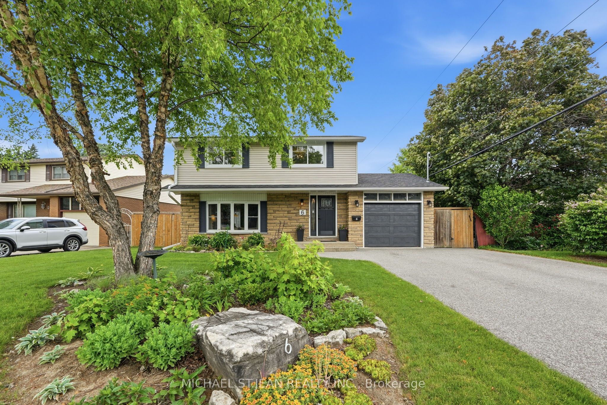 6 Darlington Drive, Hamilton, ON L9C 2L7 photo 3