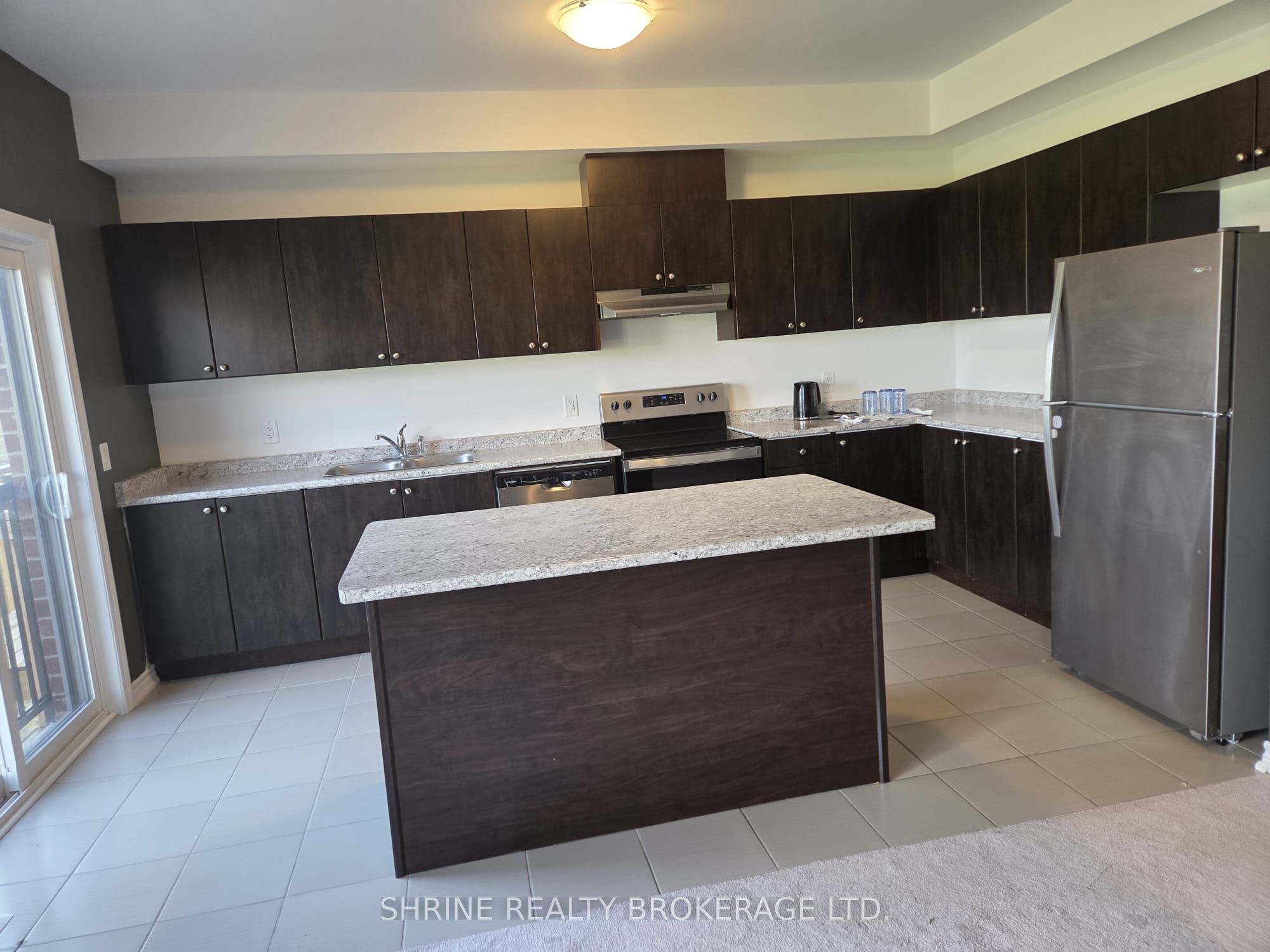 19 Middleton Street N, Southgate, ON N0C 1B0