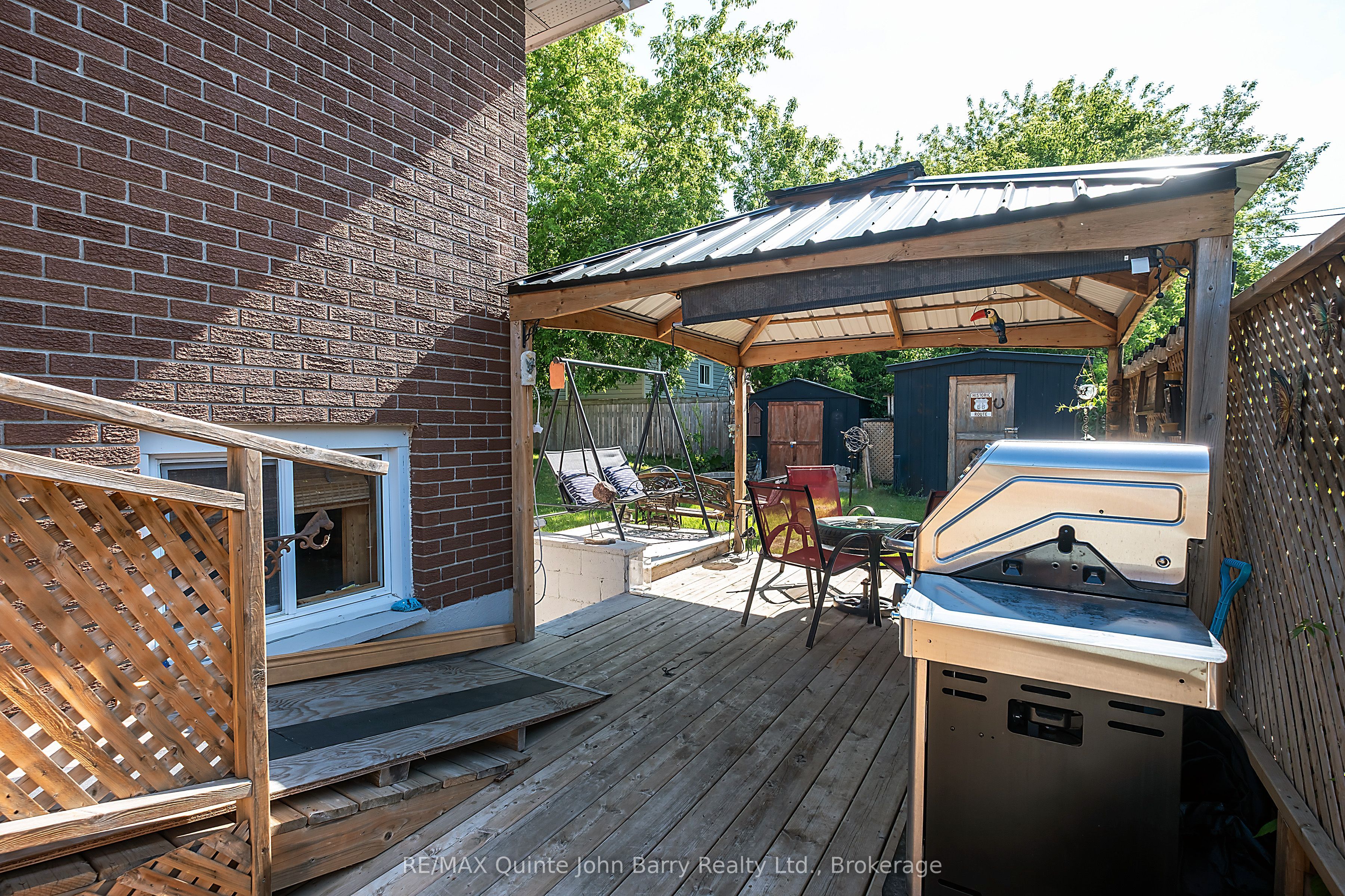 91 Scott Street, Quinte West, ON K8V 3B5 photo 5