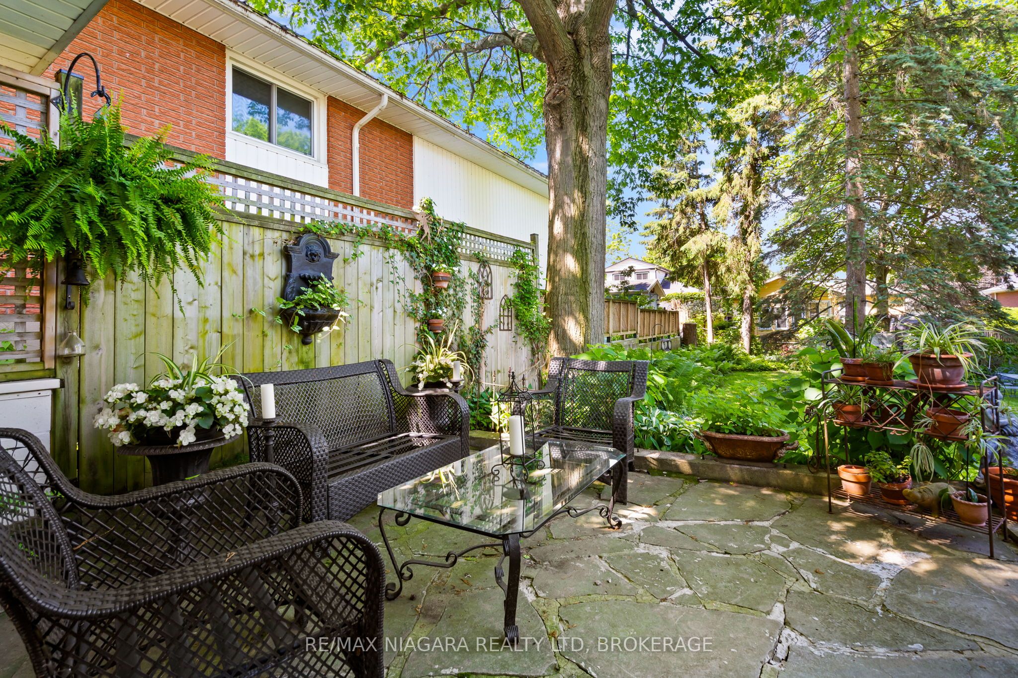 48 Oakridge Crescent, Port Colborne, ON L3K 2T4 photo 5