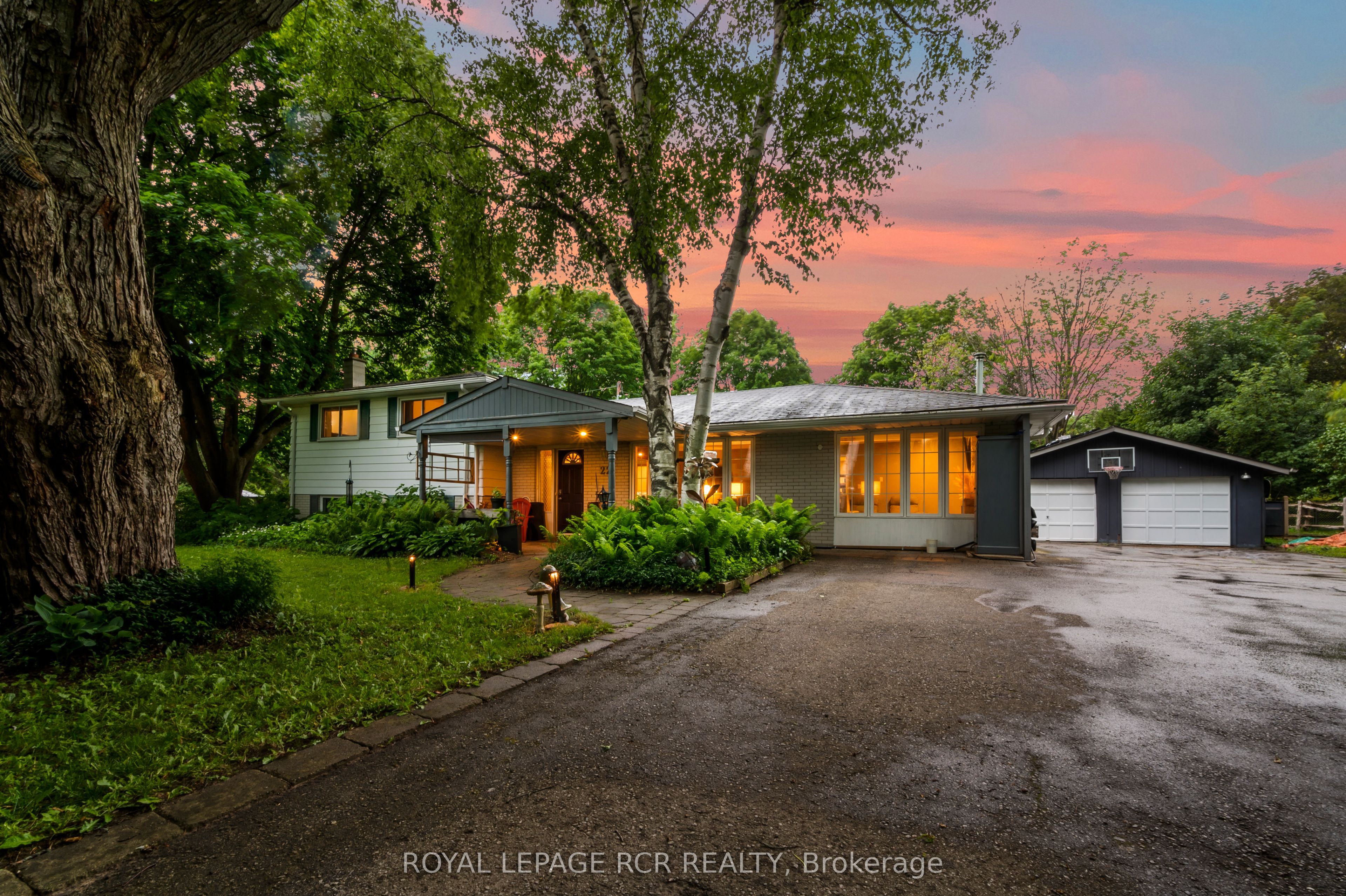 22 Randy Avenue, Mono, ON L9W 2A3
