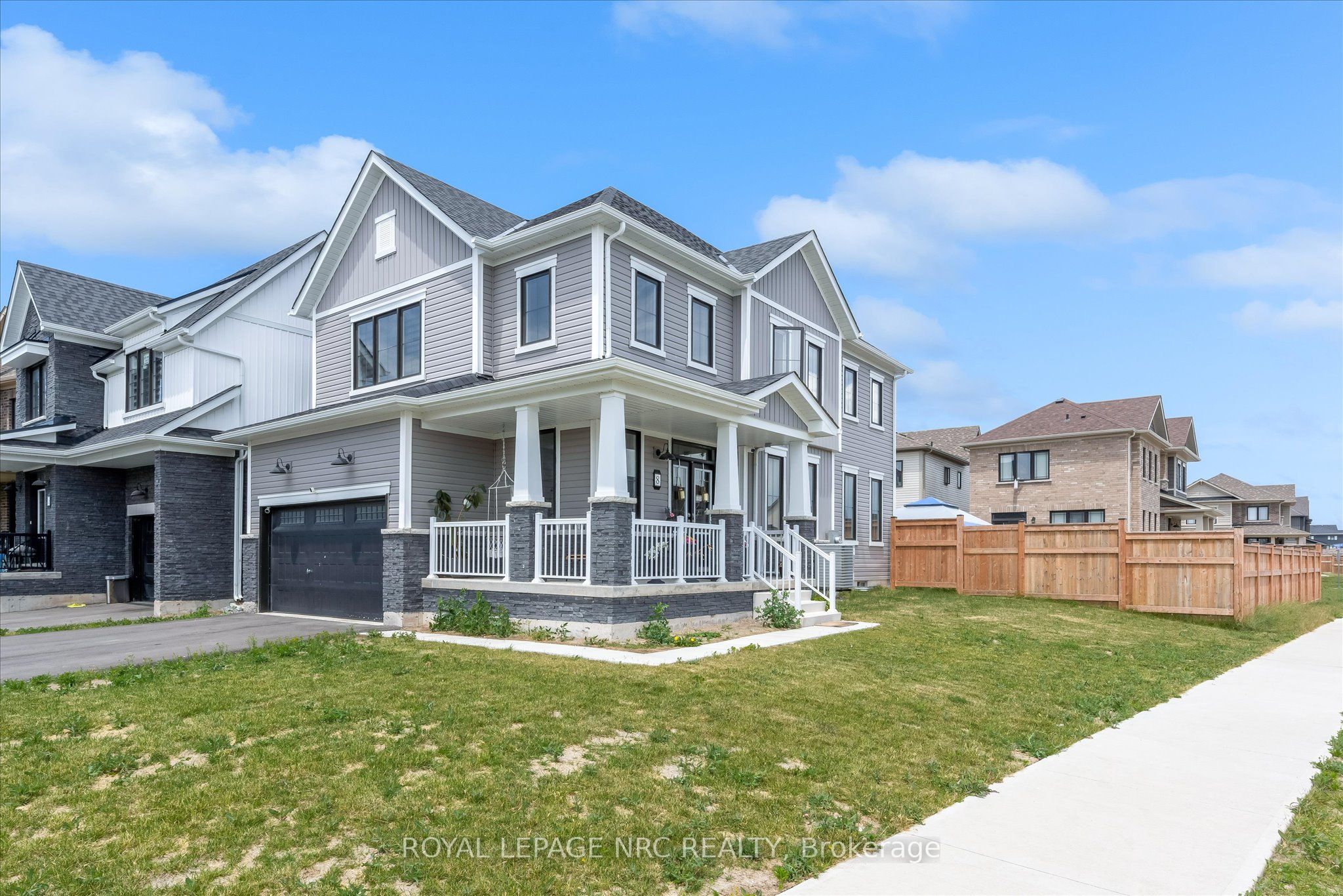 8 Downriver Drive, Welland, ON L3B 0M5