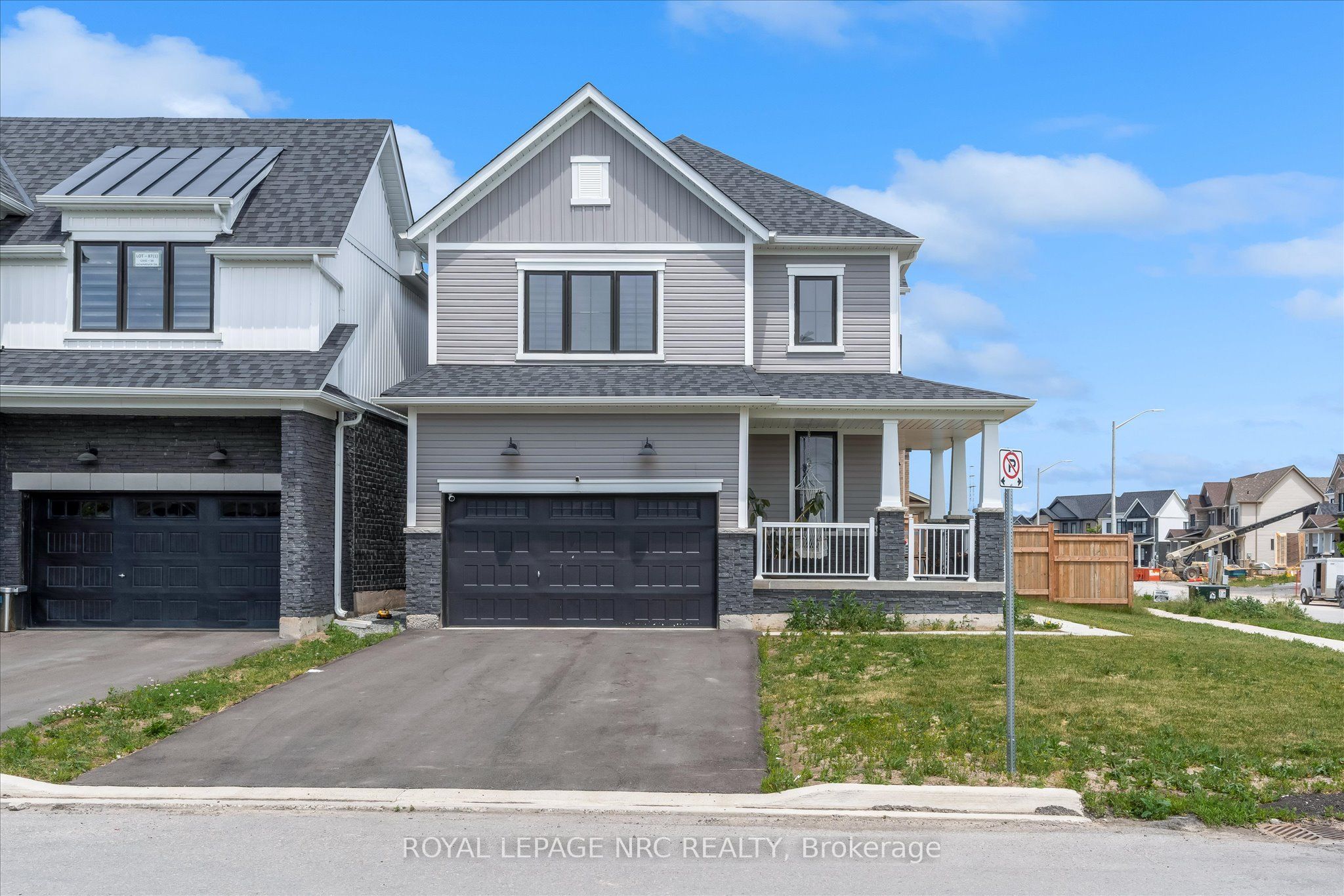 8 Downriver Drive, Welland, ON L3B 0M5 photo 2