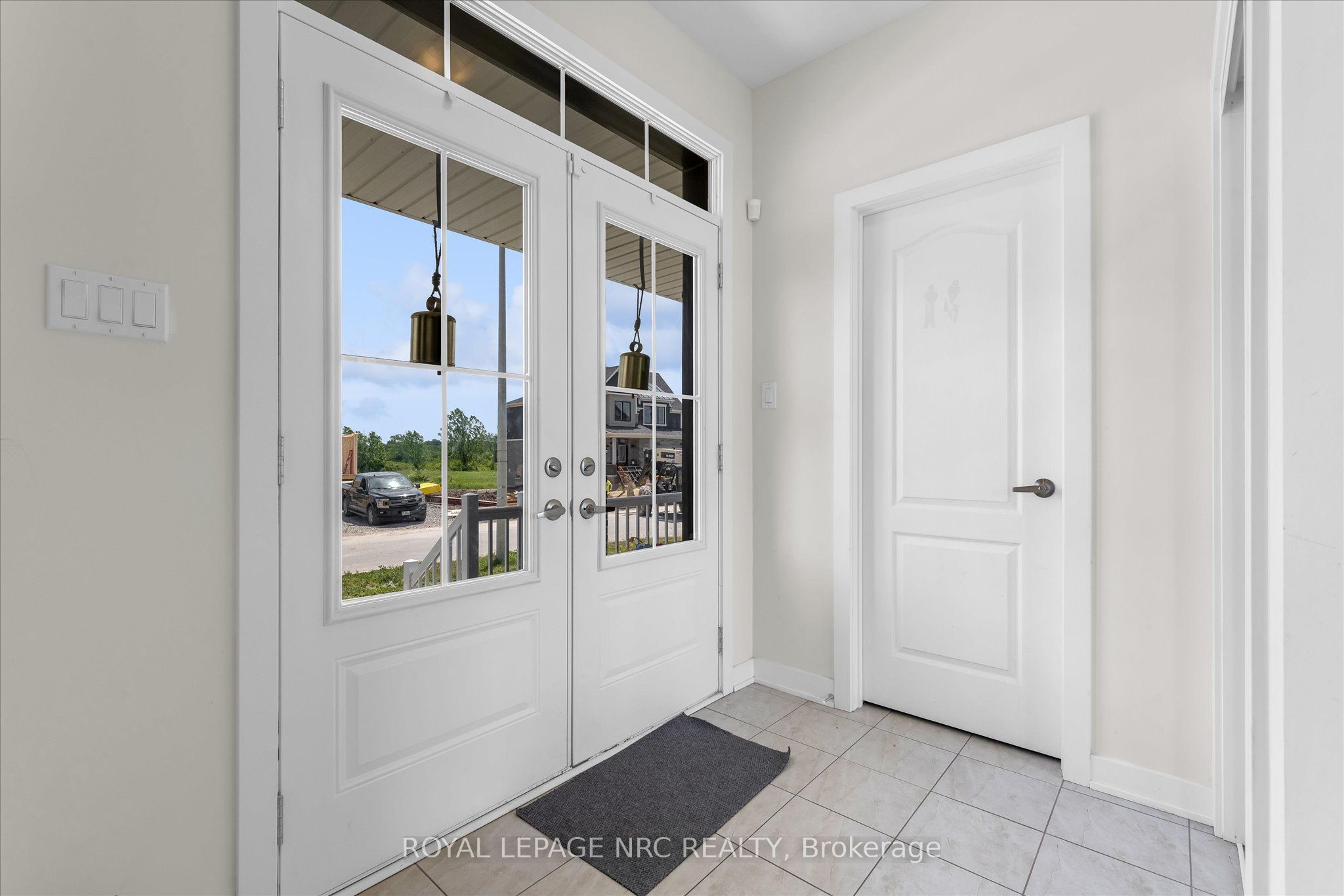 8 Downriver Drive, Welland, ON L3B 0M5 photo 4