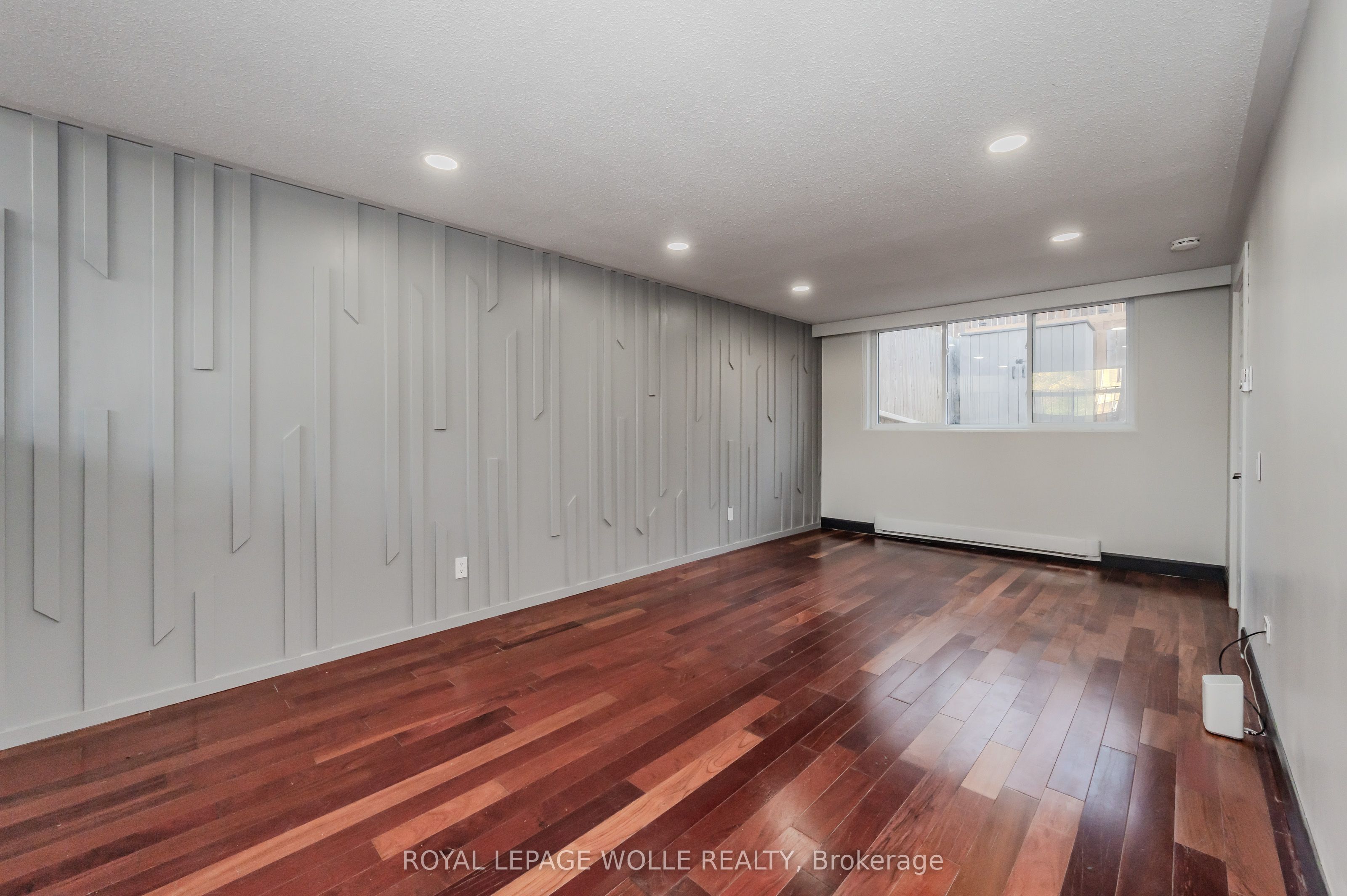 550 Parkview Crescent, Cambridge, ON N3H 4X7 photo 3