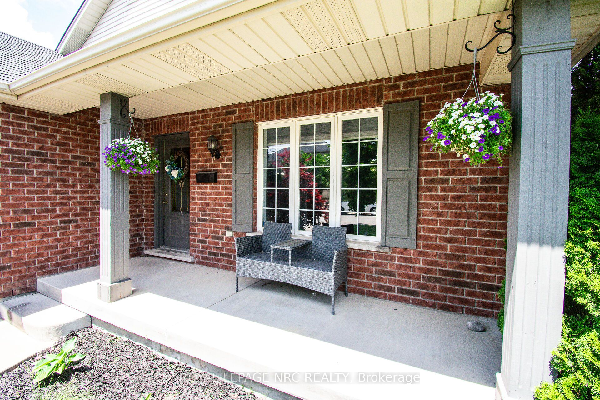 15 Arlene Street, St. Catharines, ON L2S 4C9 photo 2