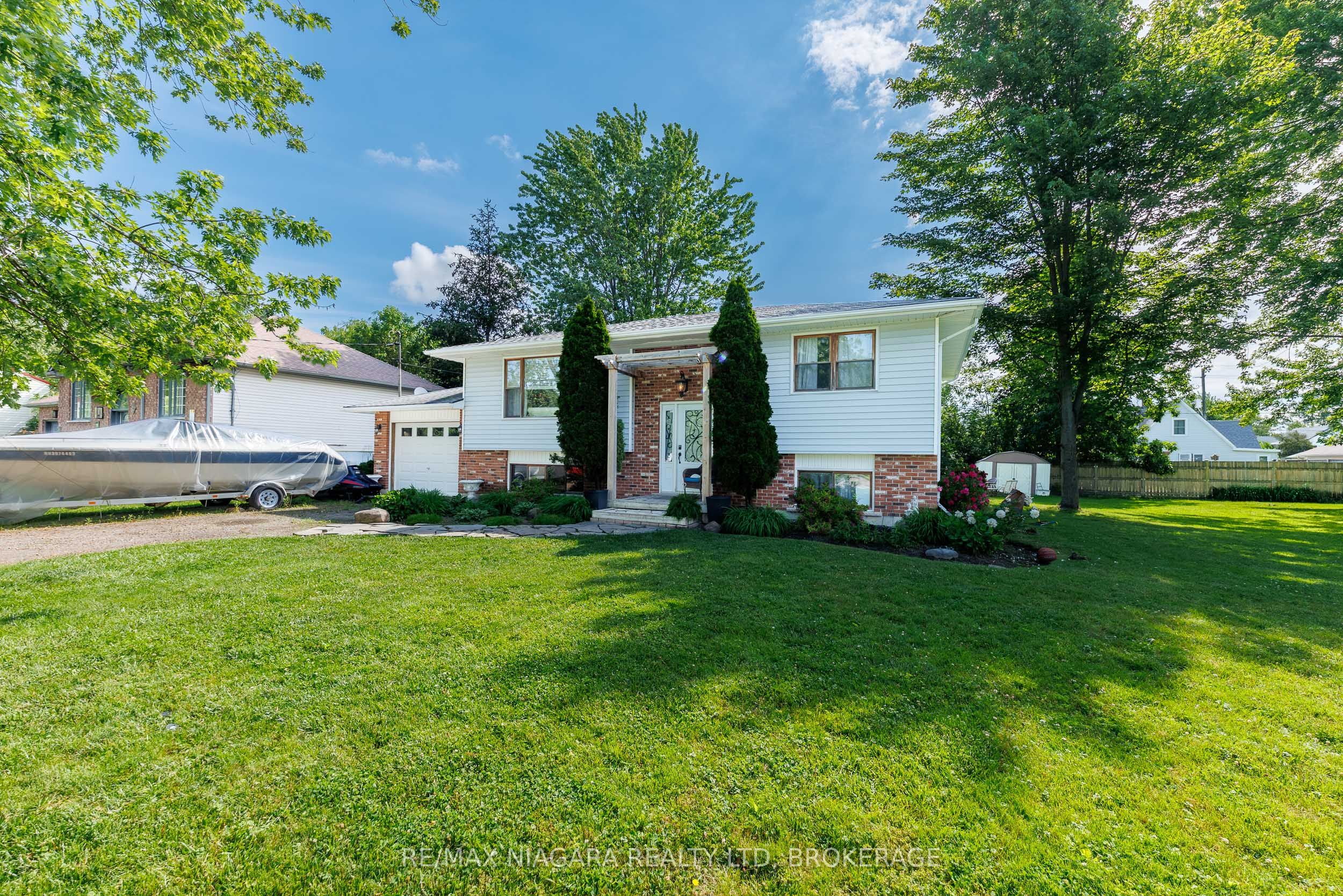 88 Pleasant Avenue N, Fort Erie, ON L0S 1N0 photo 3