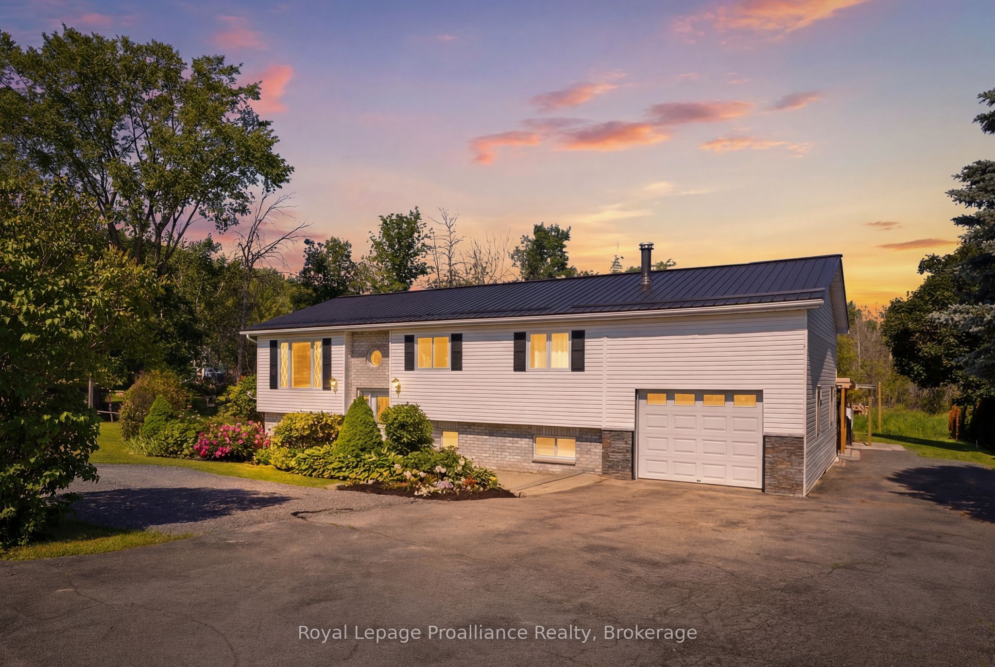 13 Forester Drive, Quinte West, ON K0K 2C0