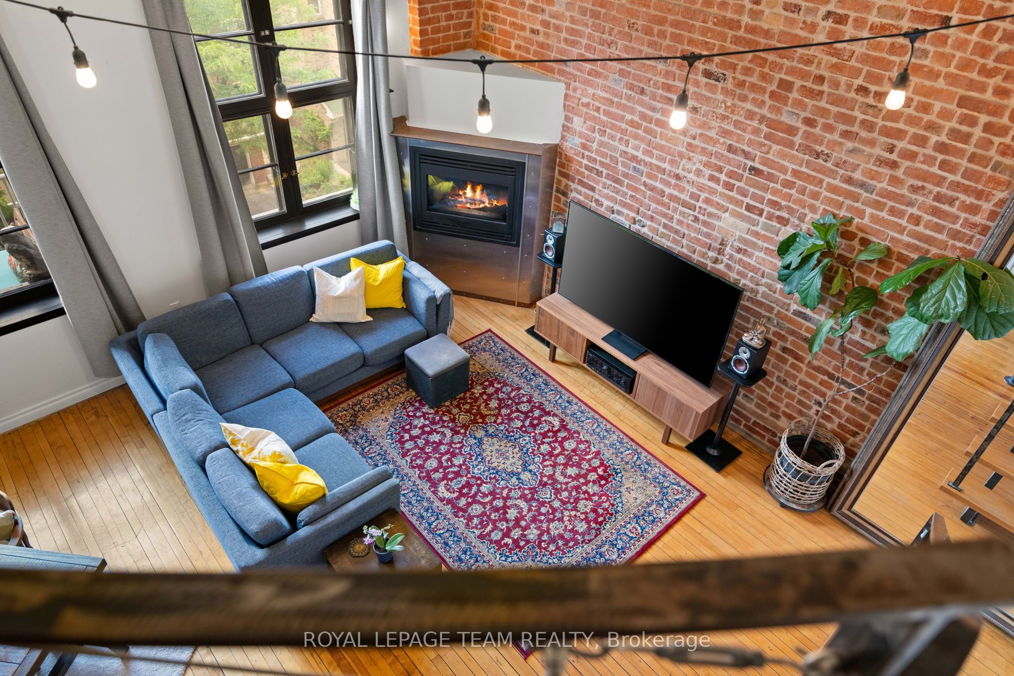 589 Rideau Street 404, Lower Town - Sandy Hill, ON K1N 6A1 photo 2