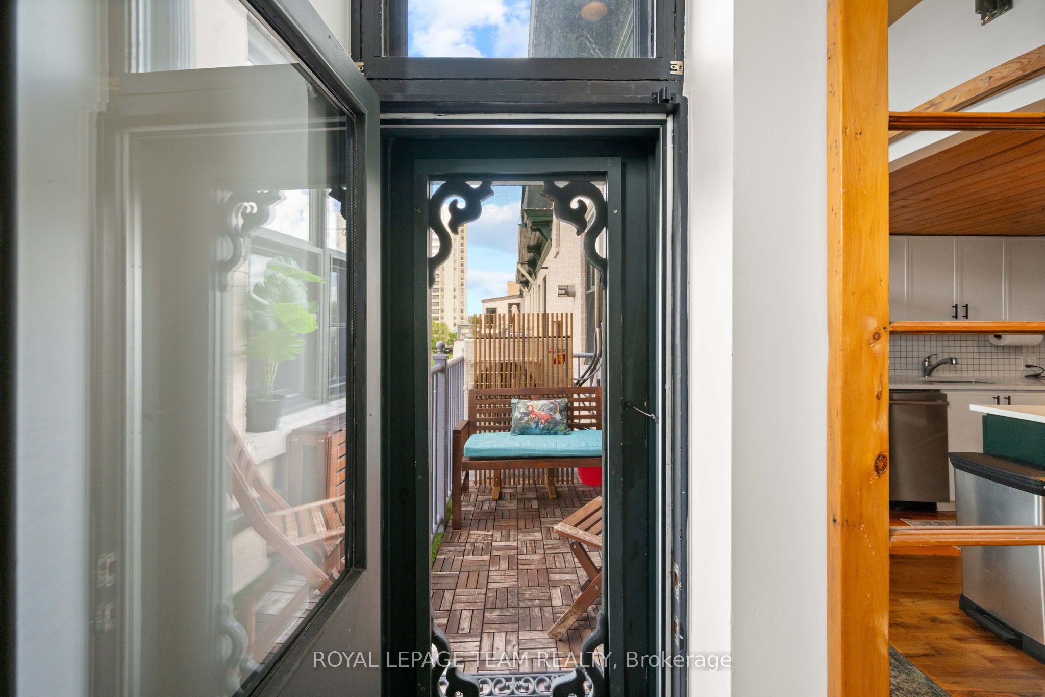 589 Rideau Street 404, Lower Town - Sandy Hill, ON K1N 6A1 photo 5