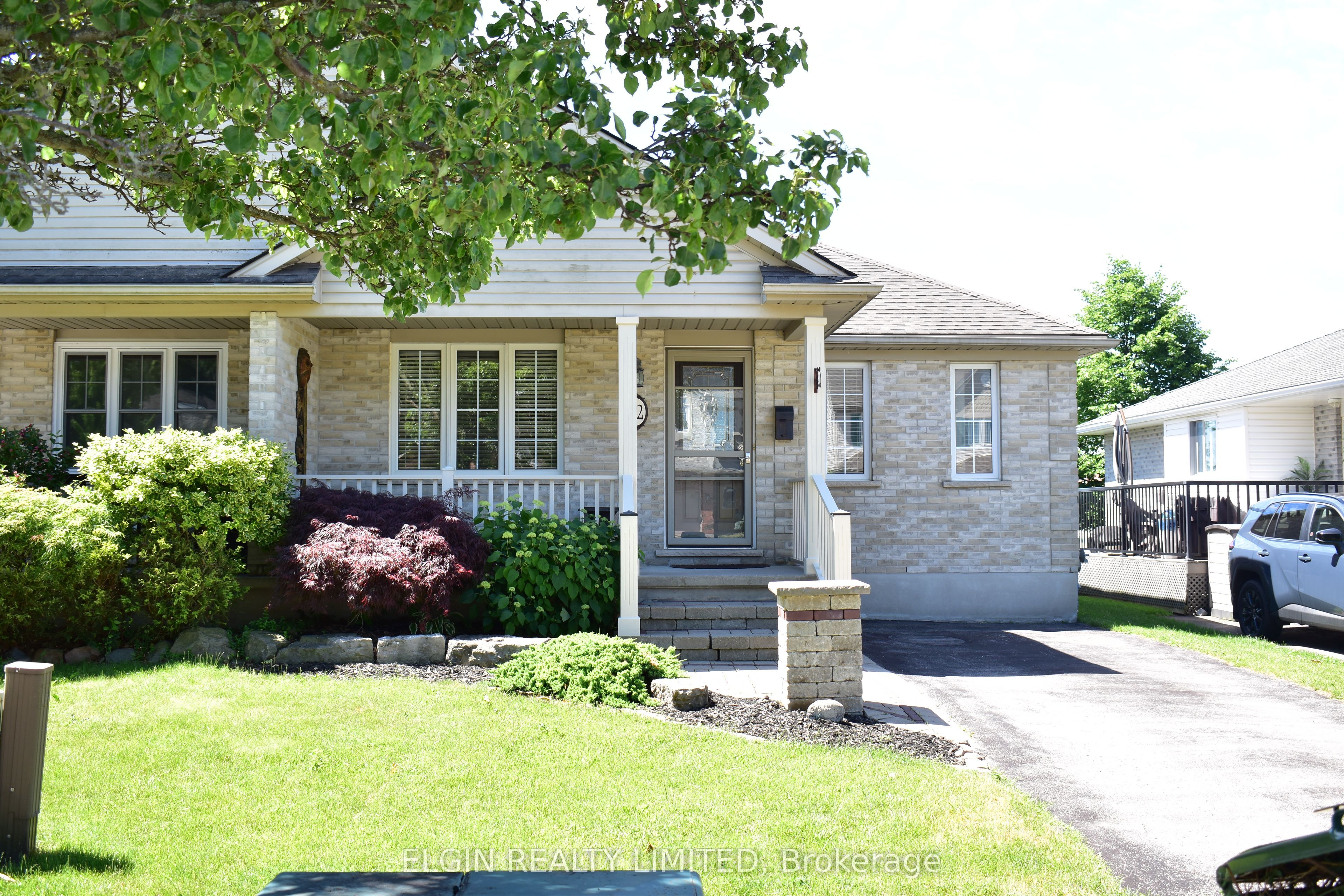 22 Axford Parkway, St. Thomas, ON N5R 6E6